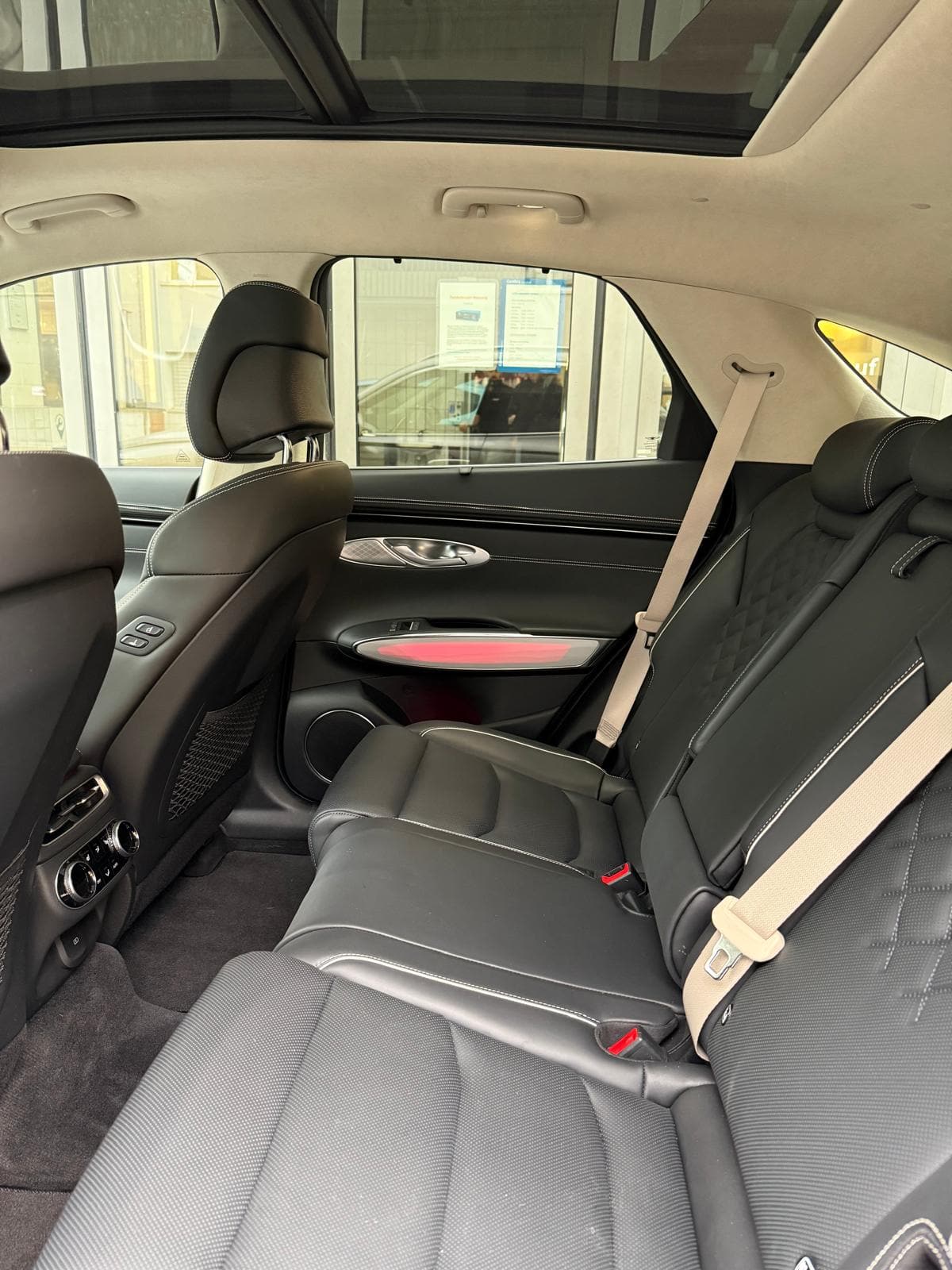 GENESIS GV70 Dual Motor Sport AWD - Bild 12