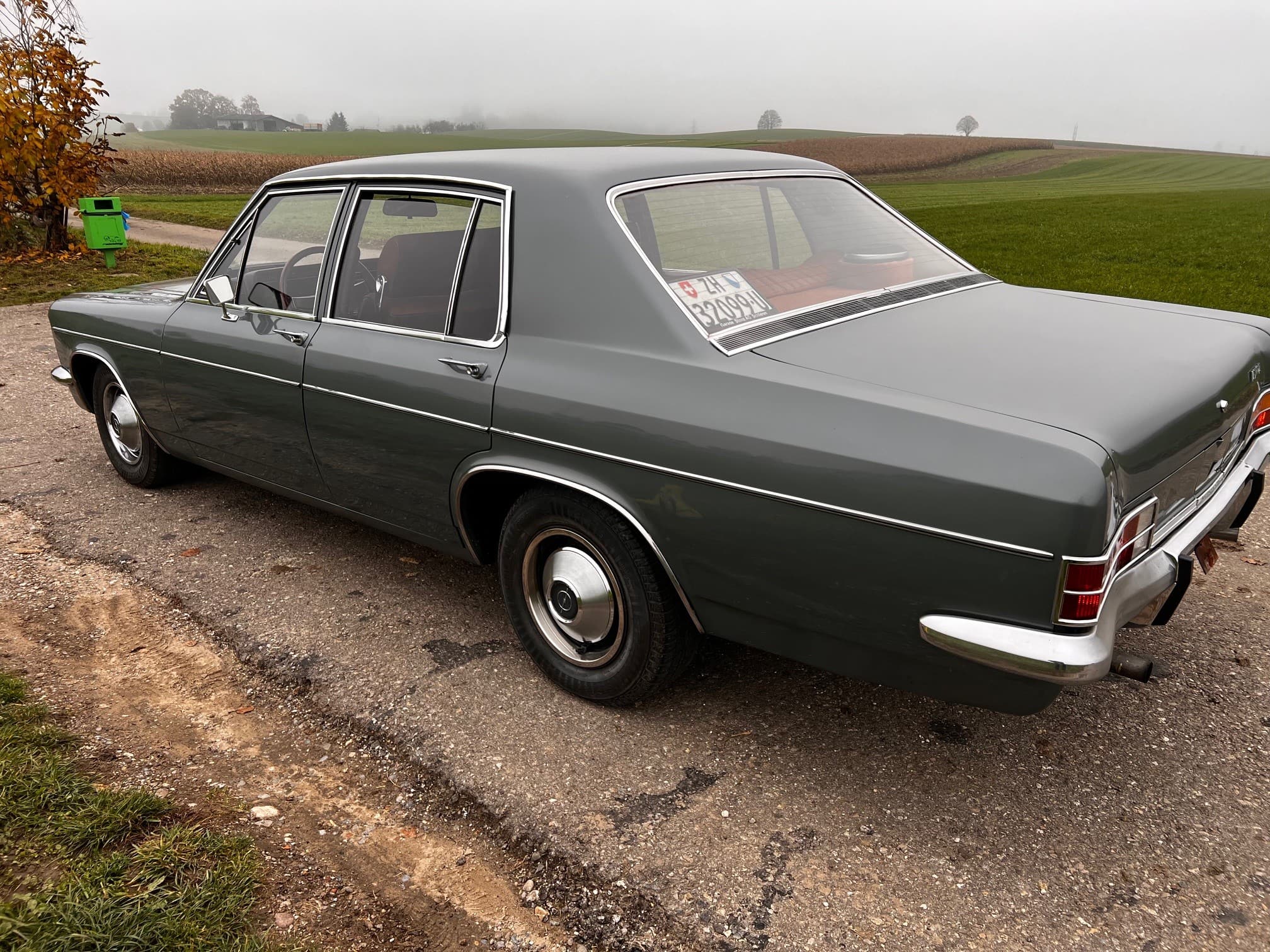 OPEL Admiral B 2800 S - Bild 2