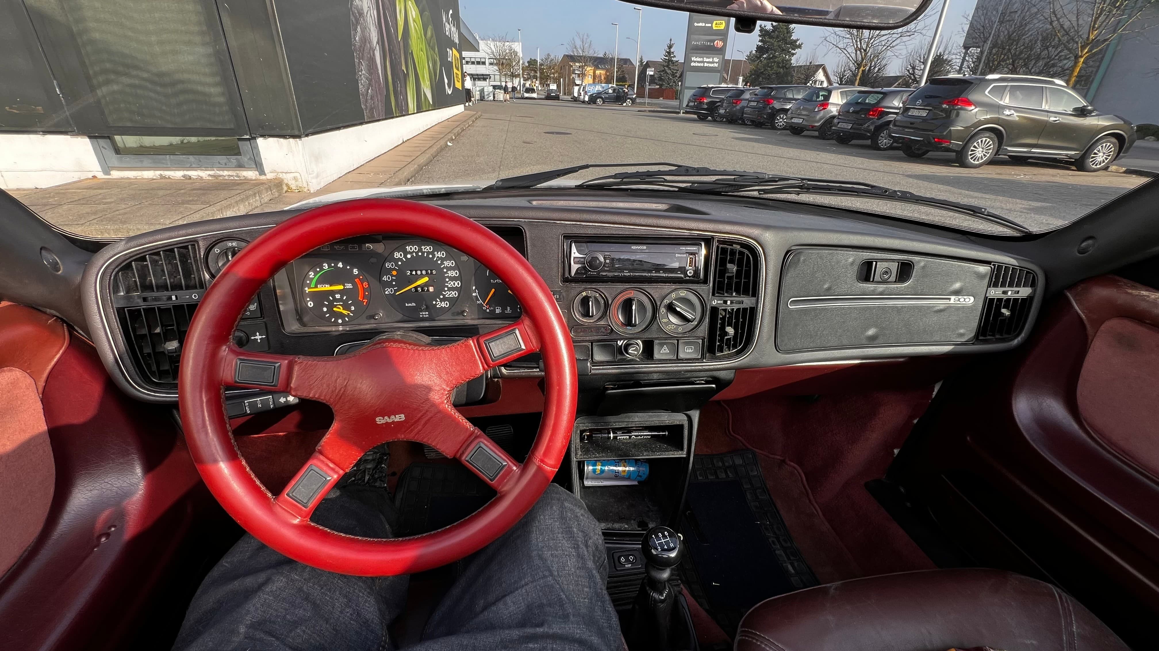 SAAB 900 2.0 turbo 16 - Bild 6