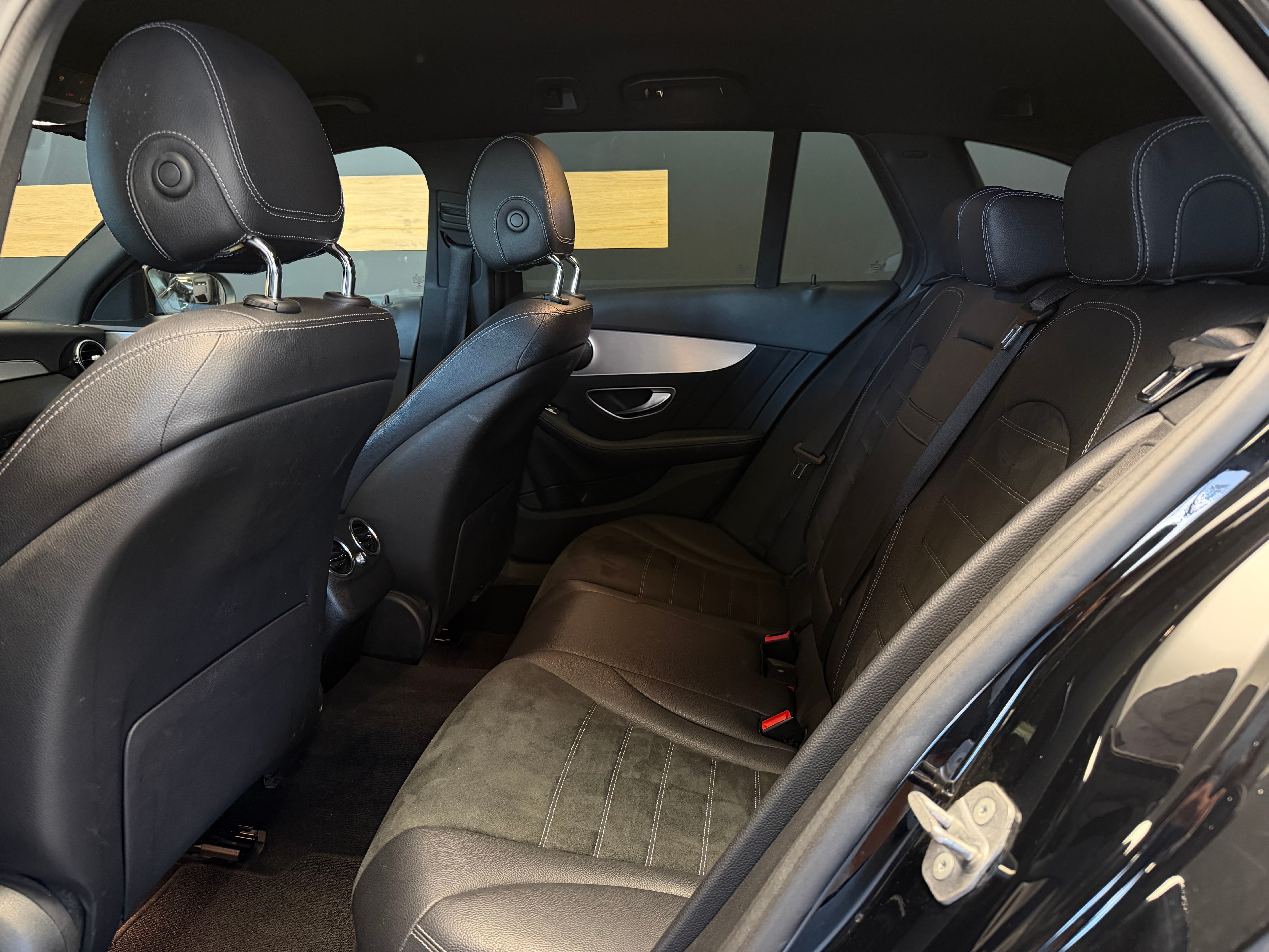 MERCEDES-BENZ C 200 Swiss Star AMG Line 4M 9G-Tronic - Bild 18