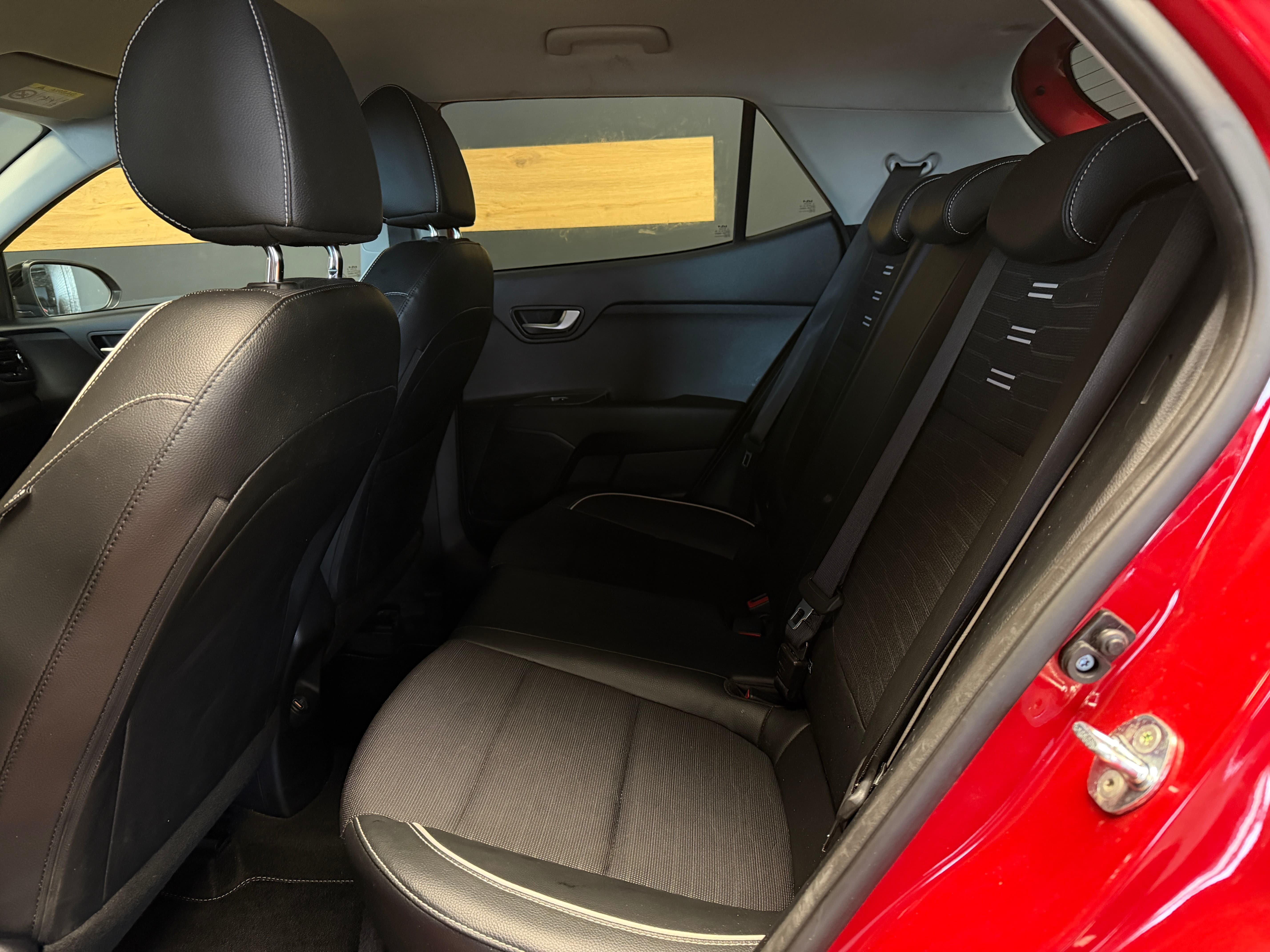 KIA Stonic 1.0 T-GDI MHEV GT-Line iMT - Bild 21