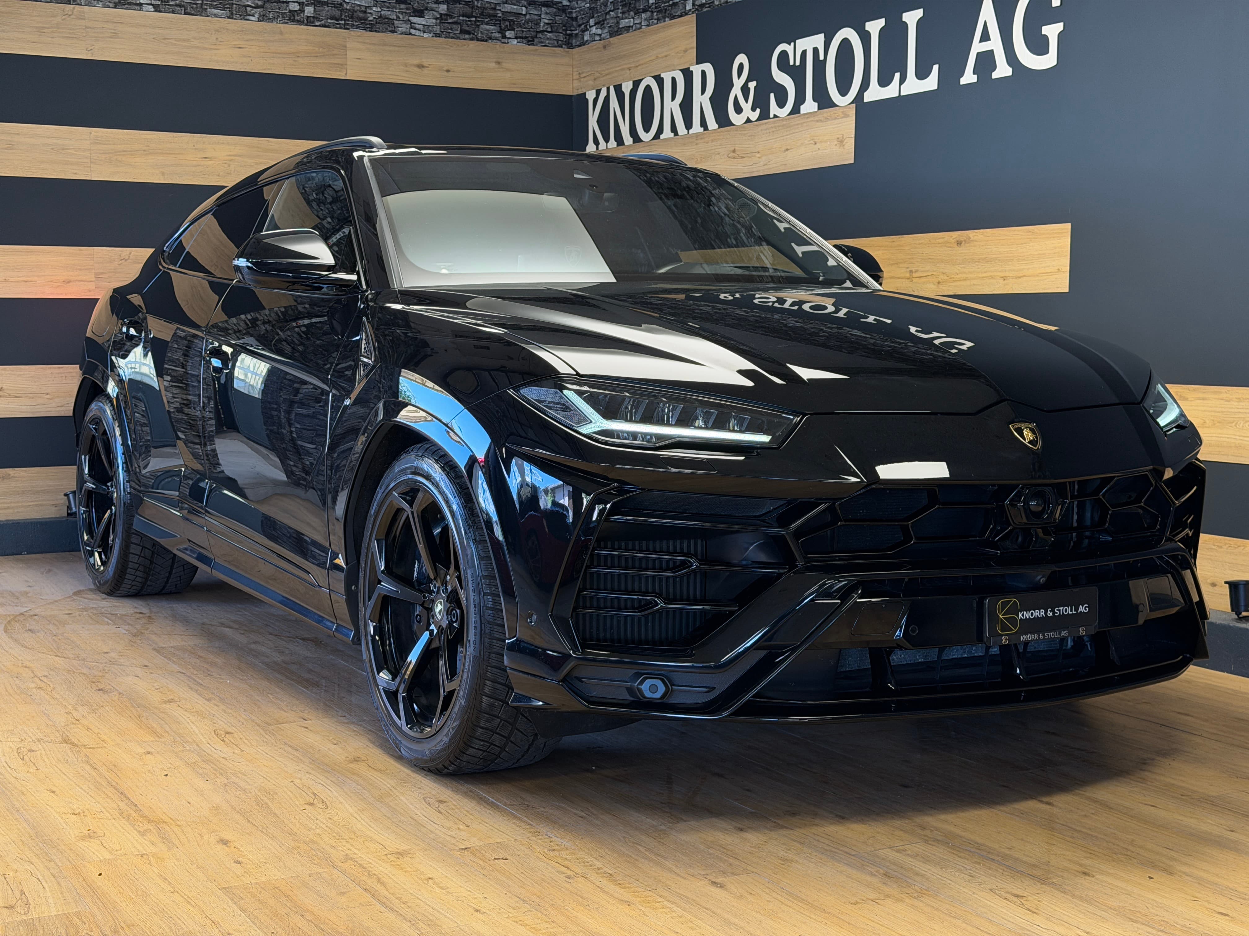 LAMBORGHINI Urus E-Gear - Bild 4