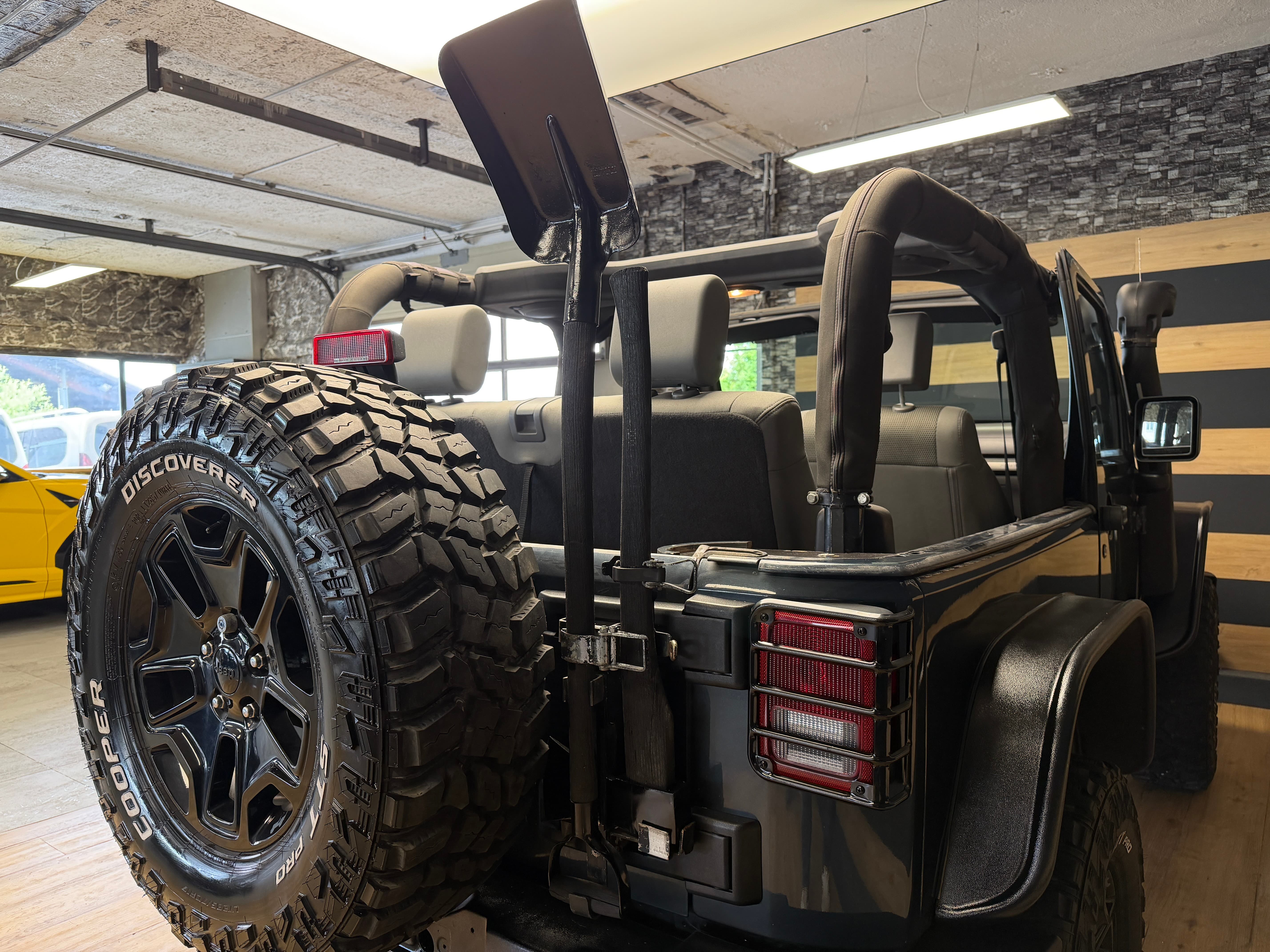 JEEP Wrangler 3.8 Unlimited Rubicon Sahara Automatic - Bild 10
