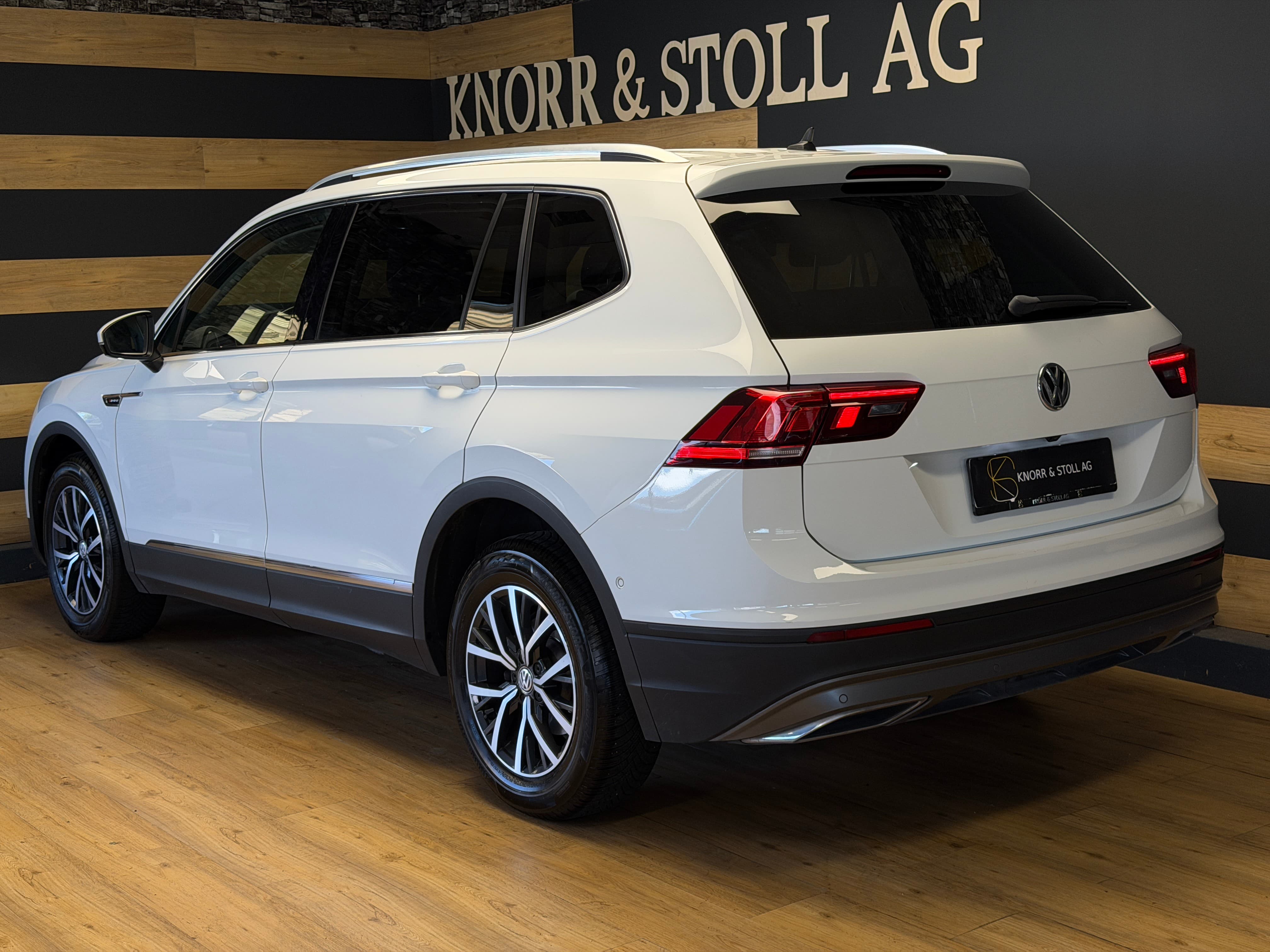 VW Tiguan Allspace 2.0 TDI SCR Comfortline 4MotionDSG - Bild 6