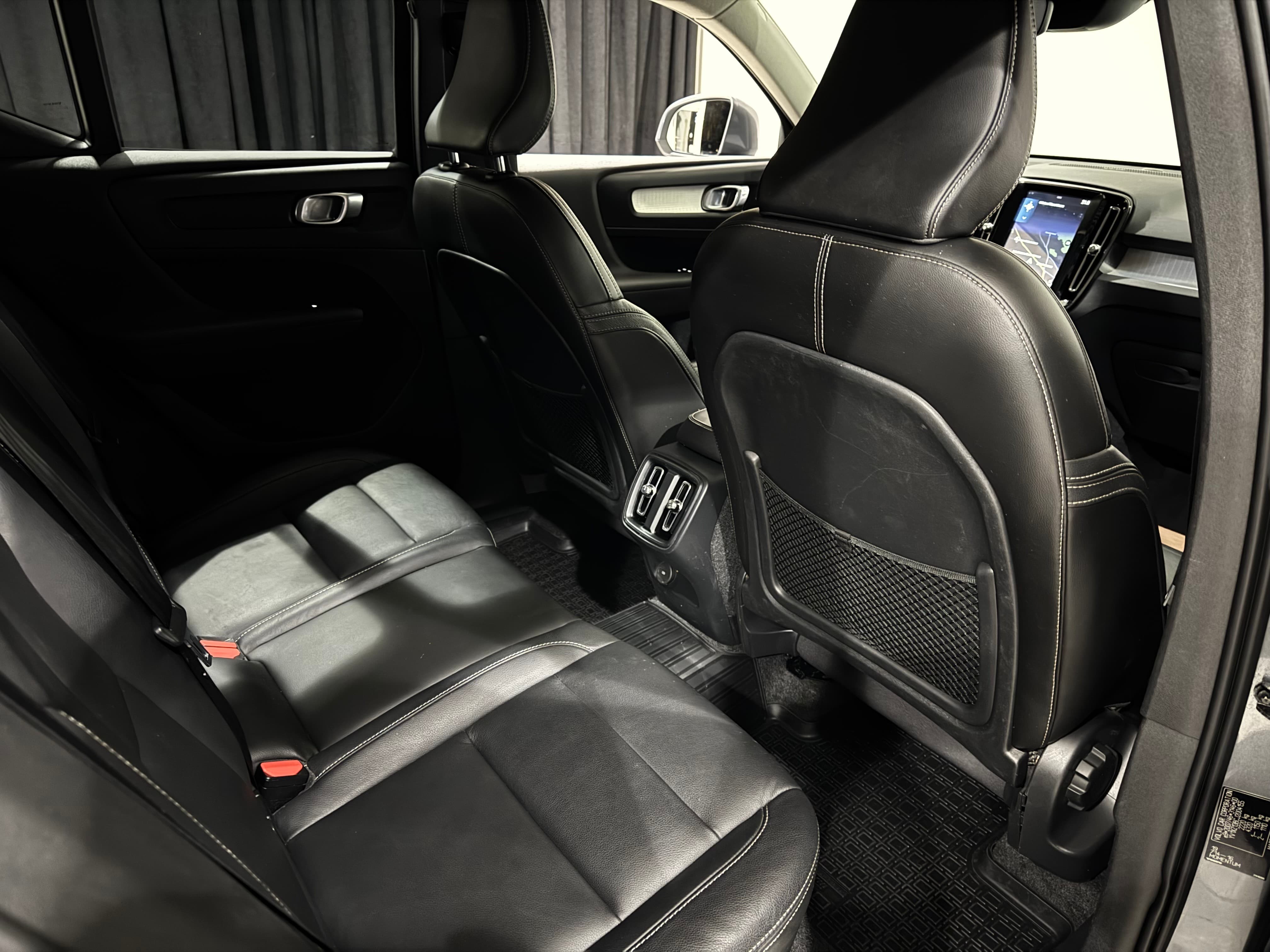 VOLVO XC40 T5 AWD Inscription Geartronic I AHK 2100 KG I - Bild 16