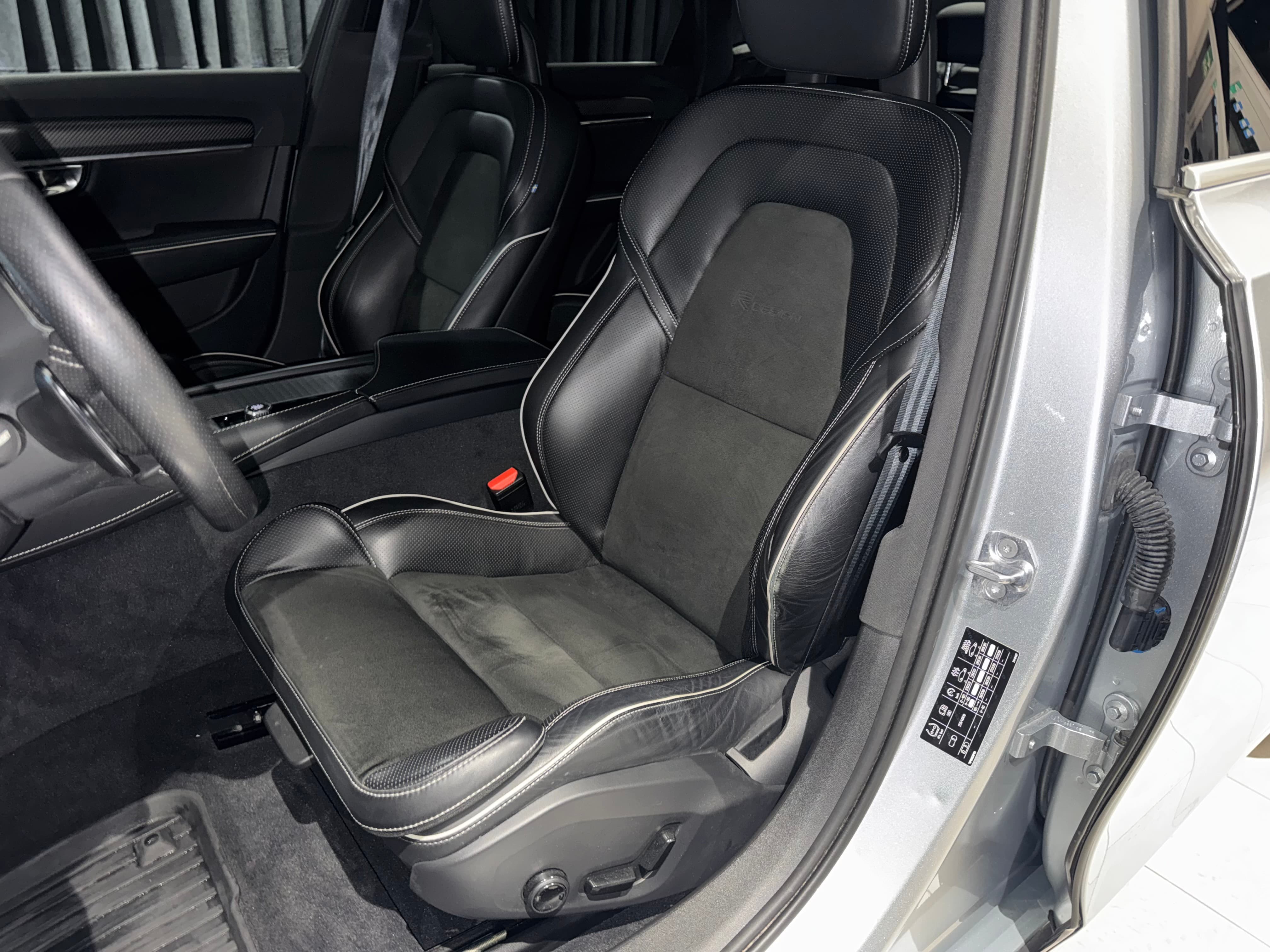 VOLVO S90 T6 AWD R-Design Geartronic I CH I 1.Hand I - Bild 17