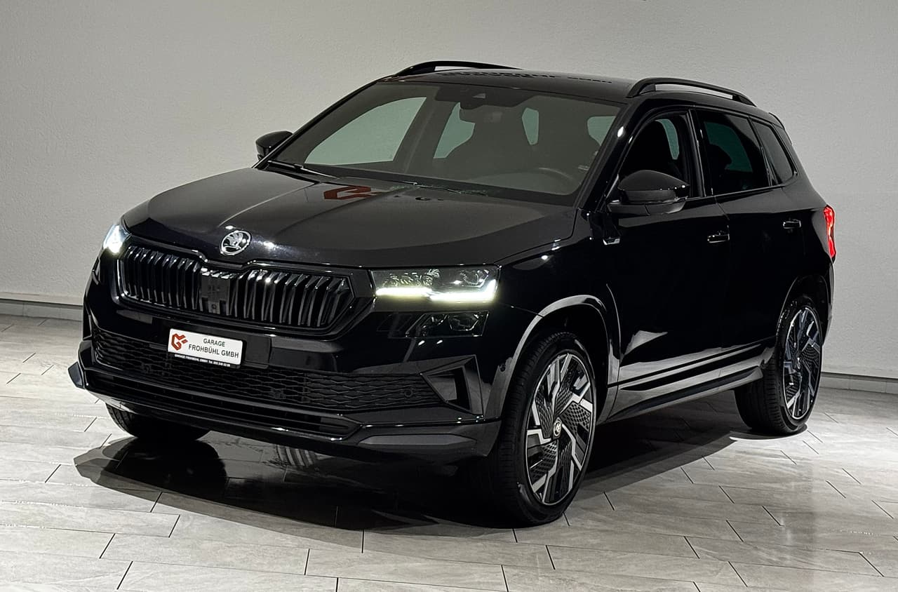 SKODA Karoq 2.0 TSI SportLine 4x4 DSG I AHK I 1.Hand I