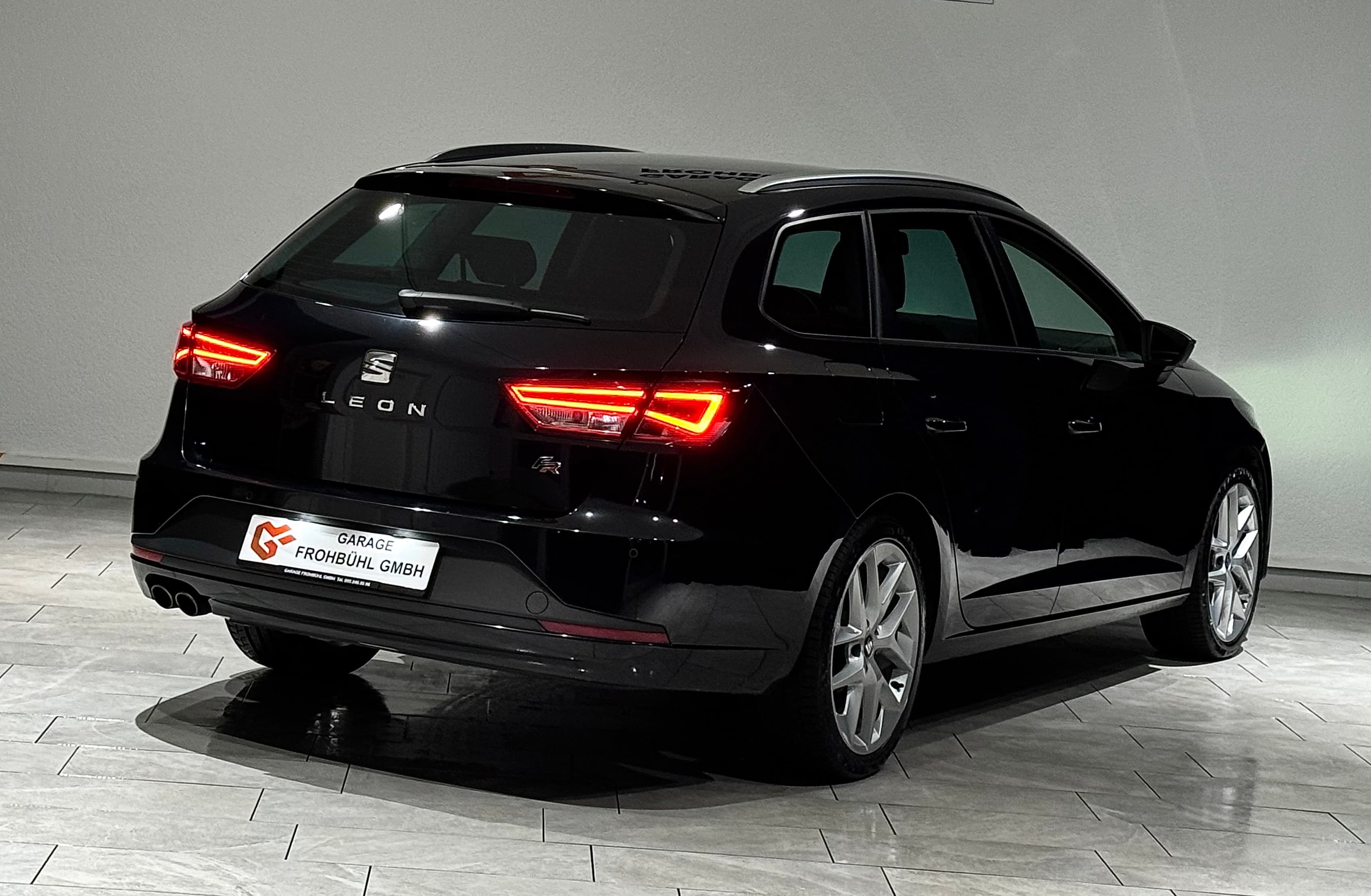 SEAT Leon ST 2.0 TDI FR - Bild 4