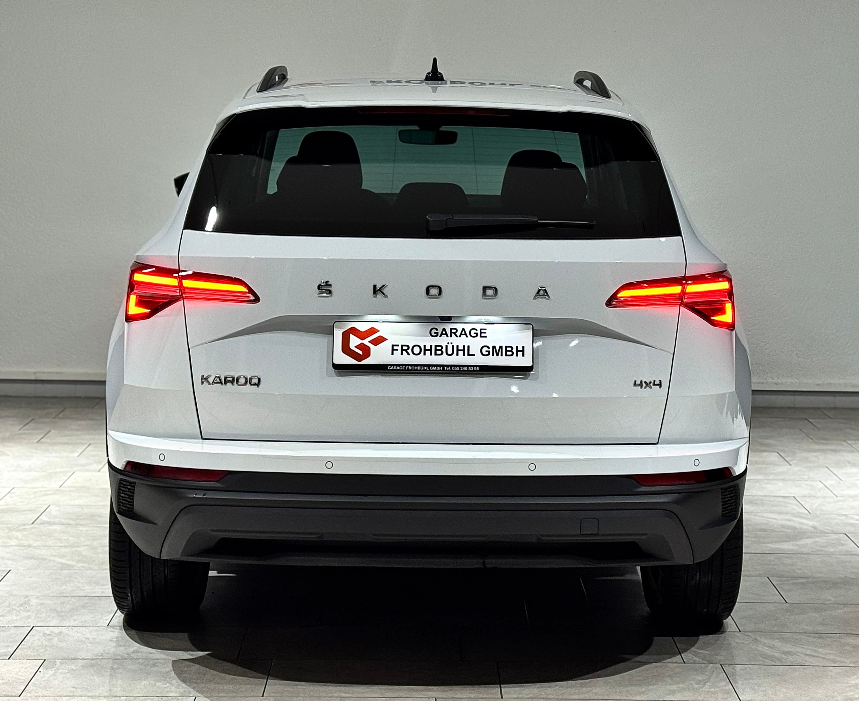 SKODA Karoq 2.0 TDI CR Style 4x4 DSG | AHK 2100Kg | 1.Hand - Bild 8