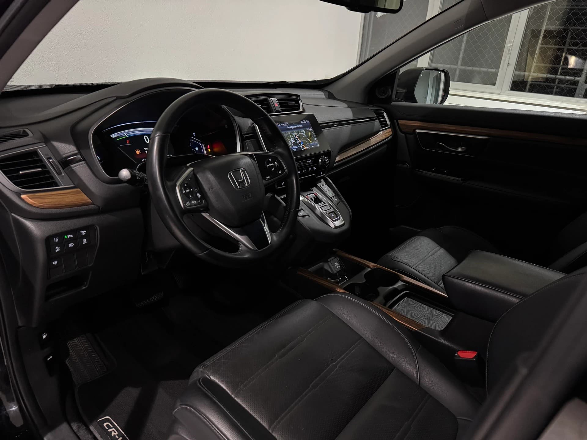 HONDA CR-V 2.0i MMD Hybrid Executive 4WD Automatic - Bild 9