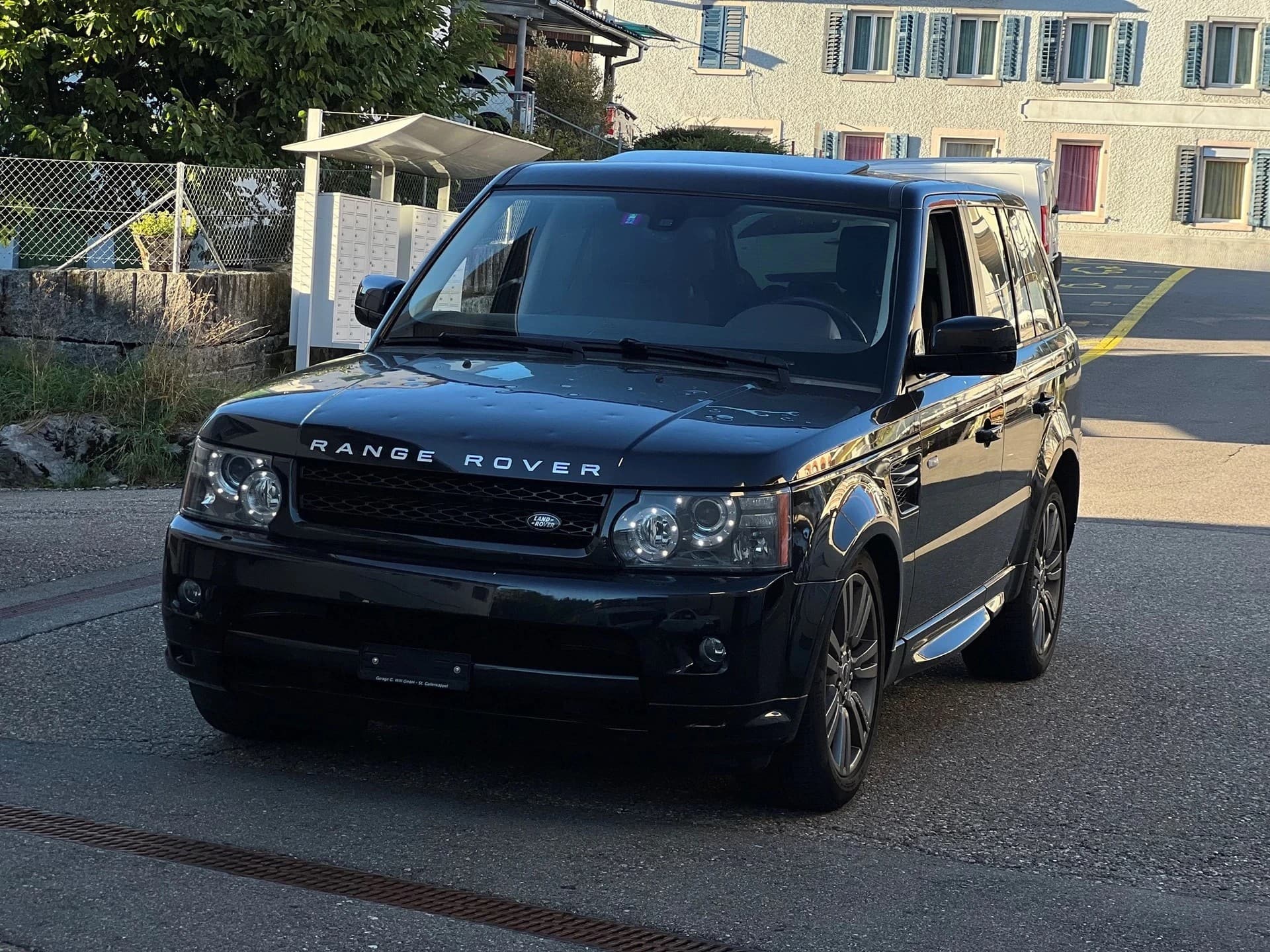 LAND ROVER Range Rover Sport 3.0 TDV6 HSE Automatic - Bild 1
