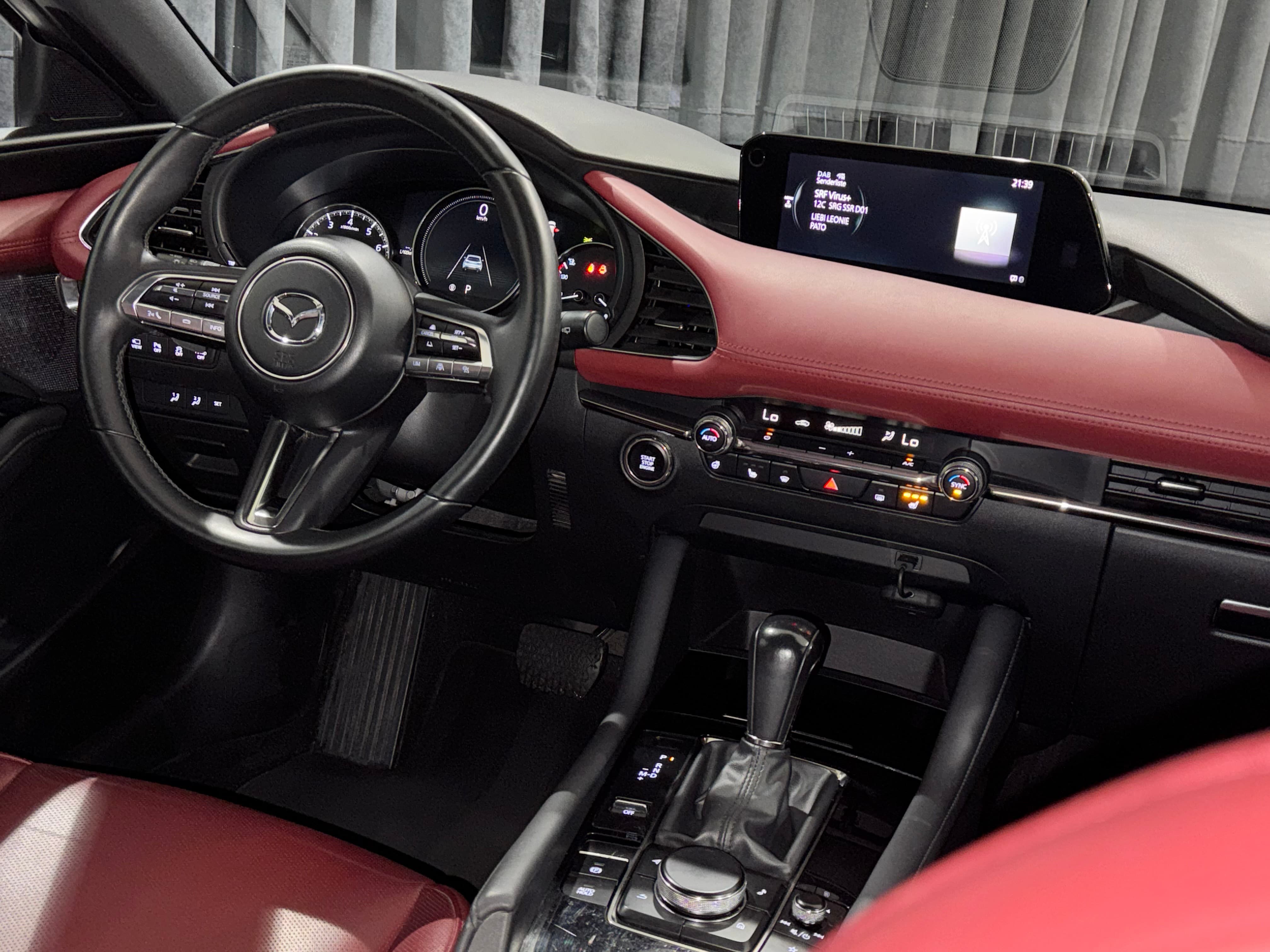 MAZDA 3 Hatchback SKYACTIV-X M Hybrid 180 Ambition Plus AWD | AHK | - Bild 14