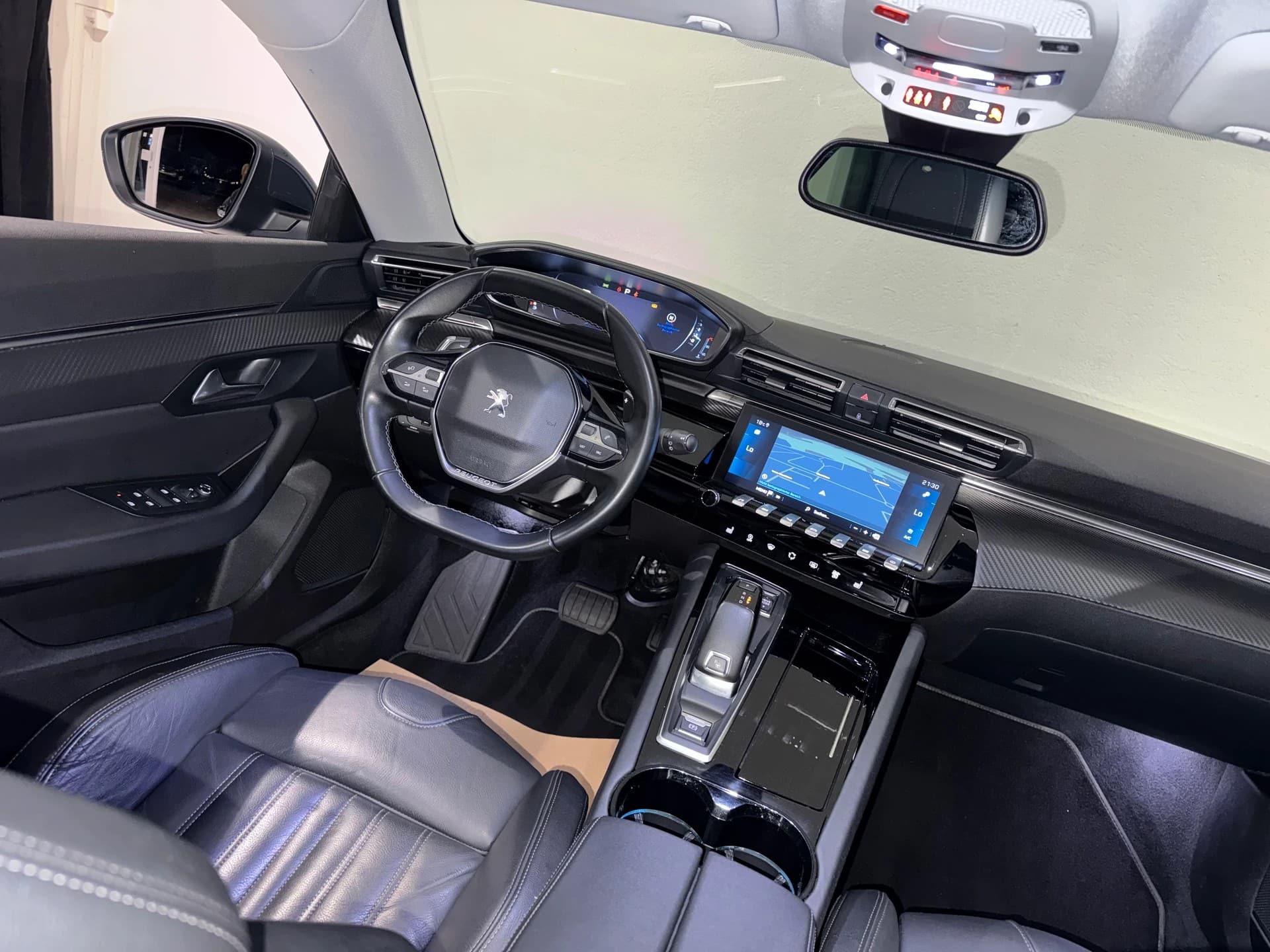 PEUGEOT 508 2.0 Blue HDI Allure EAT8 - Bild 15
