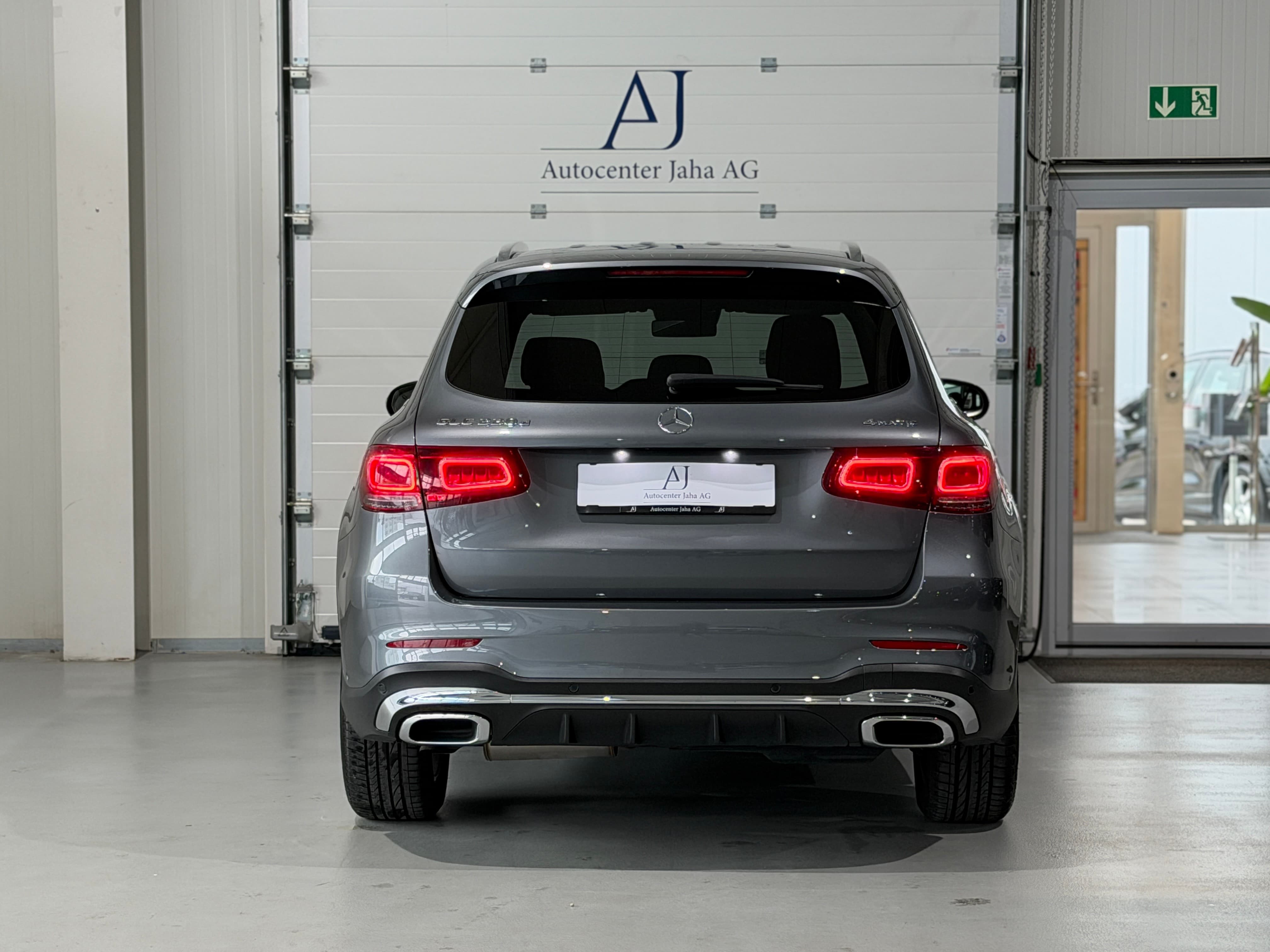 MERCEDES-BENZ GLC 220 d AMG Line 4Matic 9G-Tronic (CH) - Bild 20
