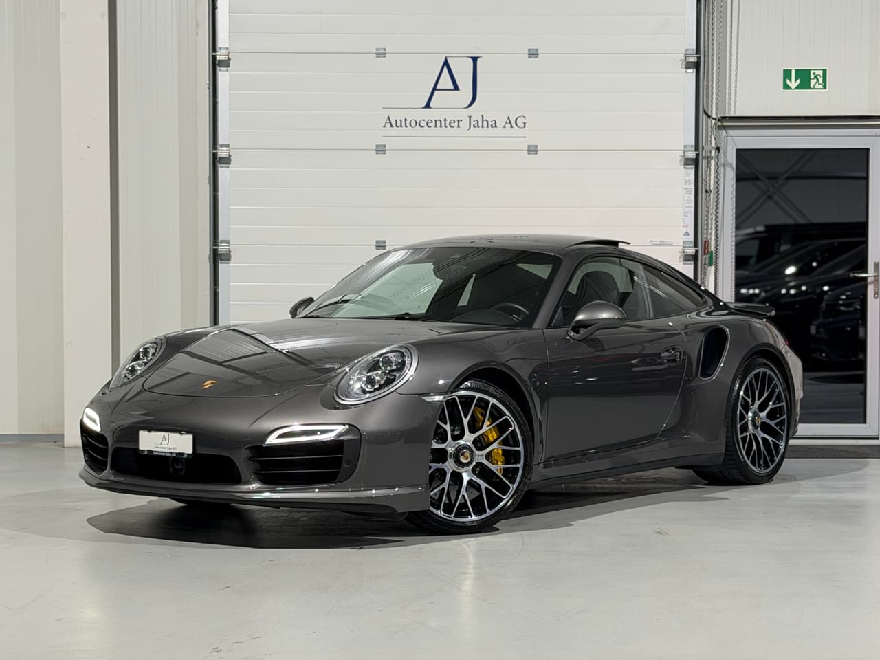 PORSCHE 911 Turbo S PDK (CH)