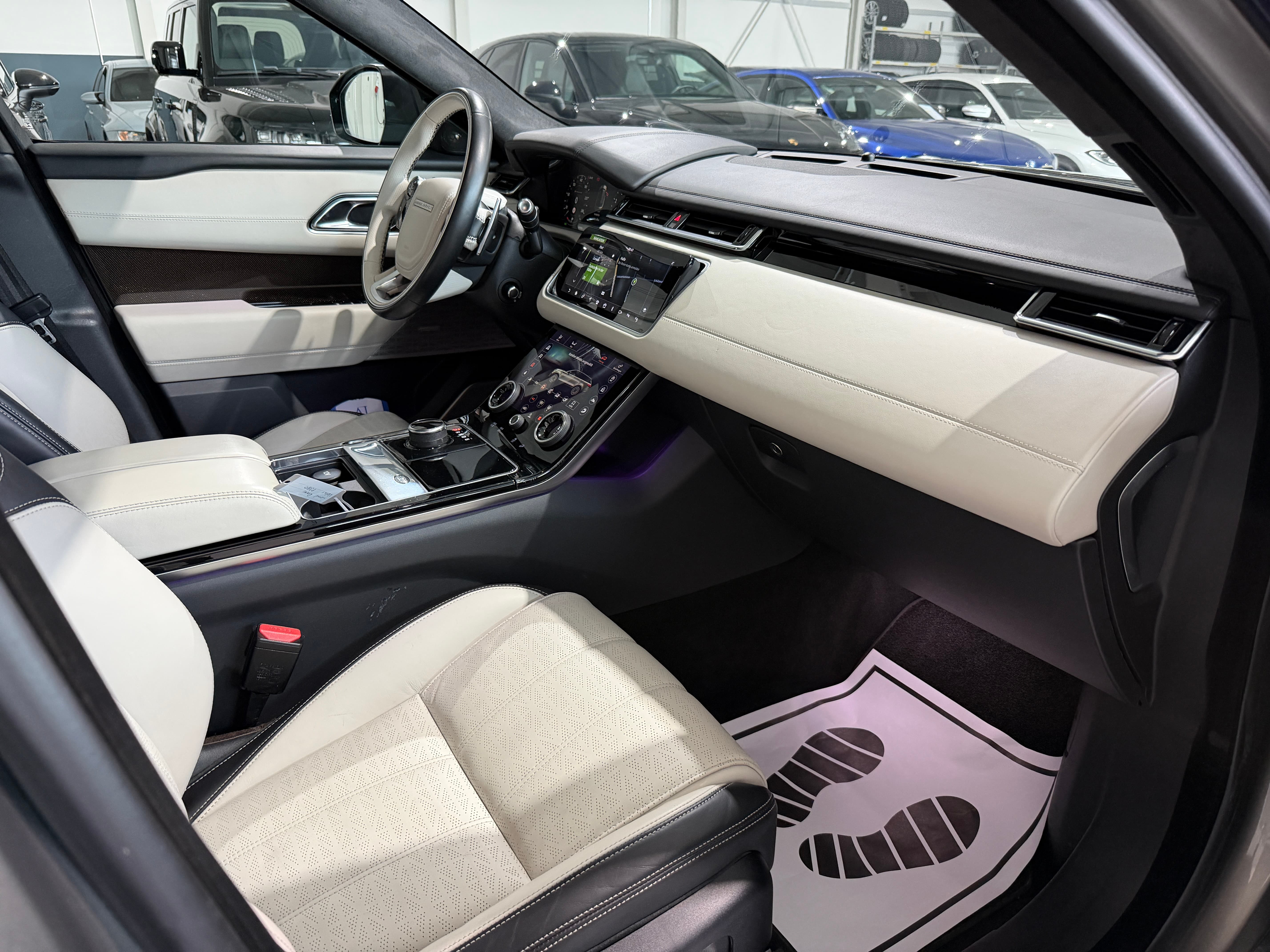 LAND ROVER Range Rover Velar R-Dynamic P 380 HSE Automatic - Bild 13