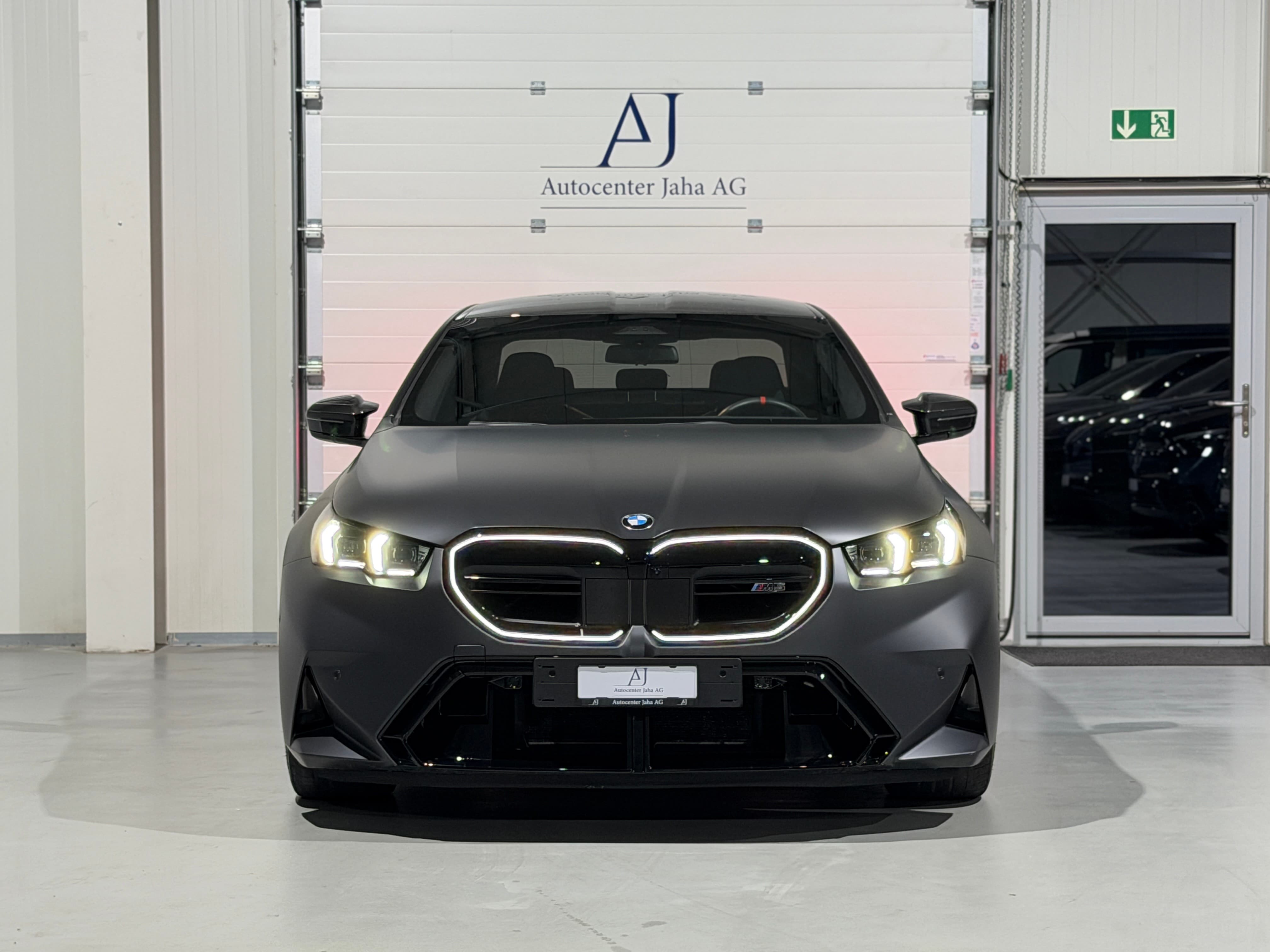 BMW M5 xDrive / CH-Fahrzeug inkl. Werksgarantie 02/2029 / PPF Folie ab Werk / Carbon Pack - Bild 4