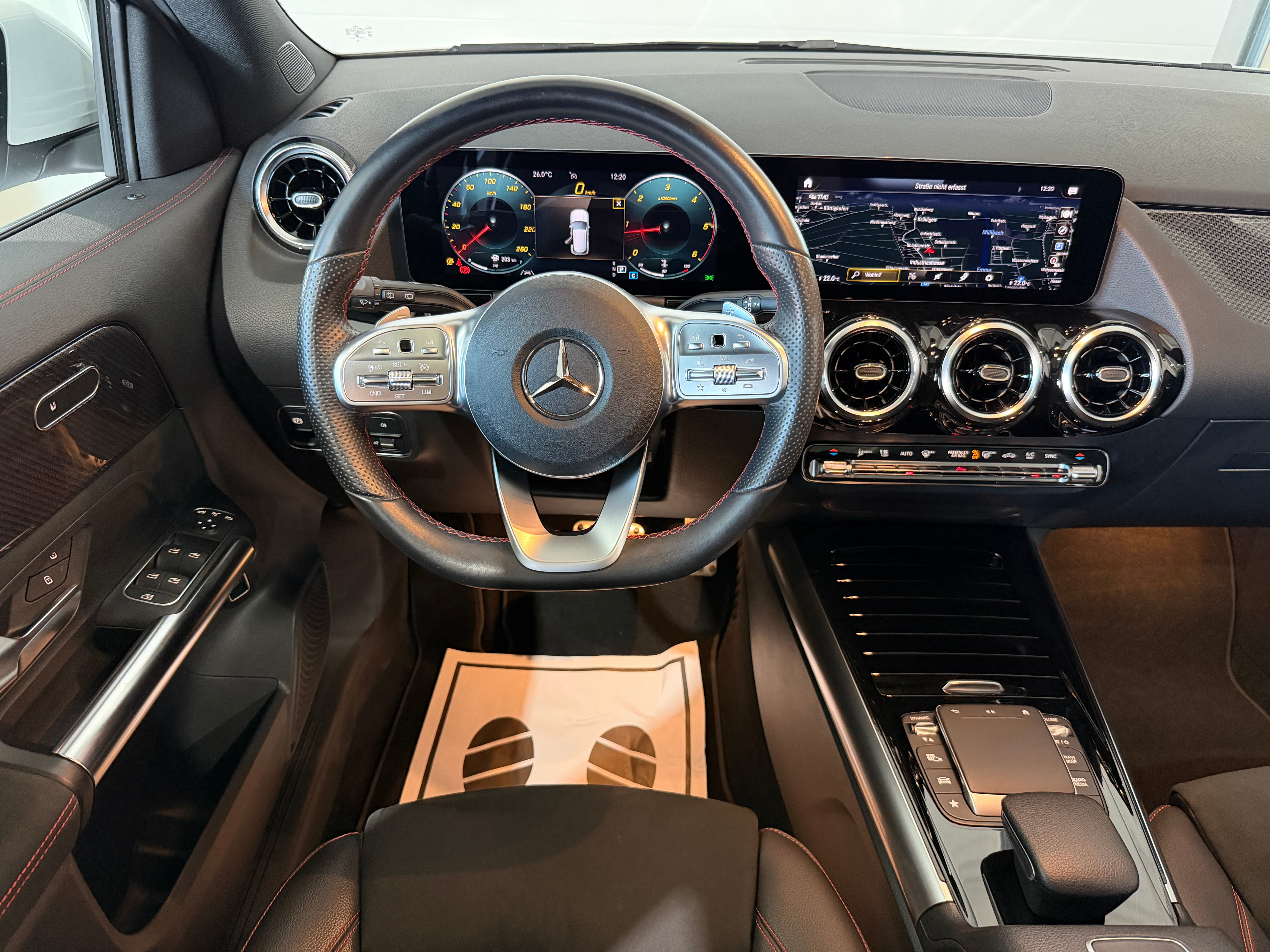 MERCEDES-BENZ GLA 200d AMG Line 8G-DCT - Bild 9