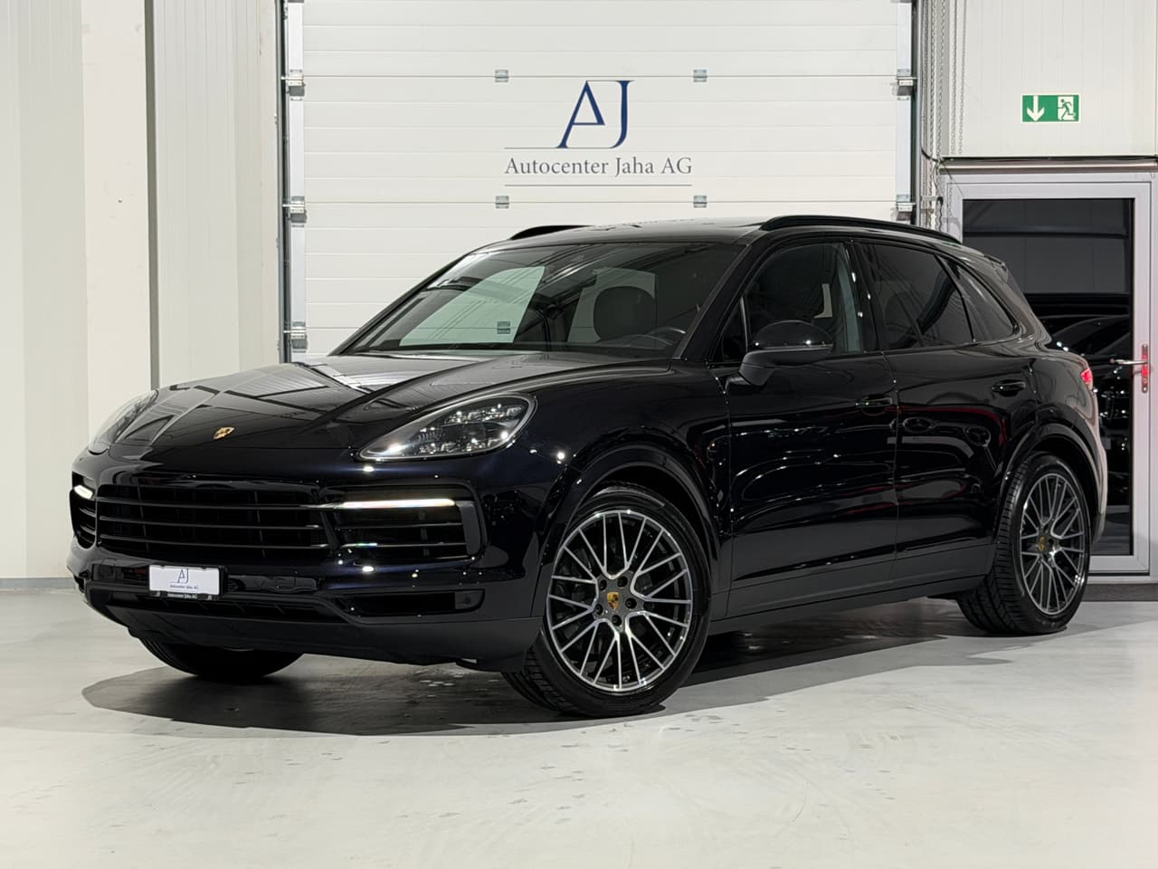 PORSCHE Cayenne (CH) AHK 3.5T