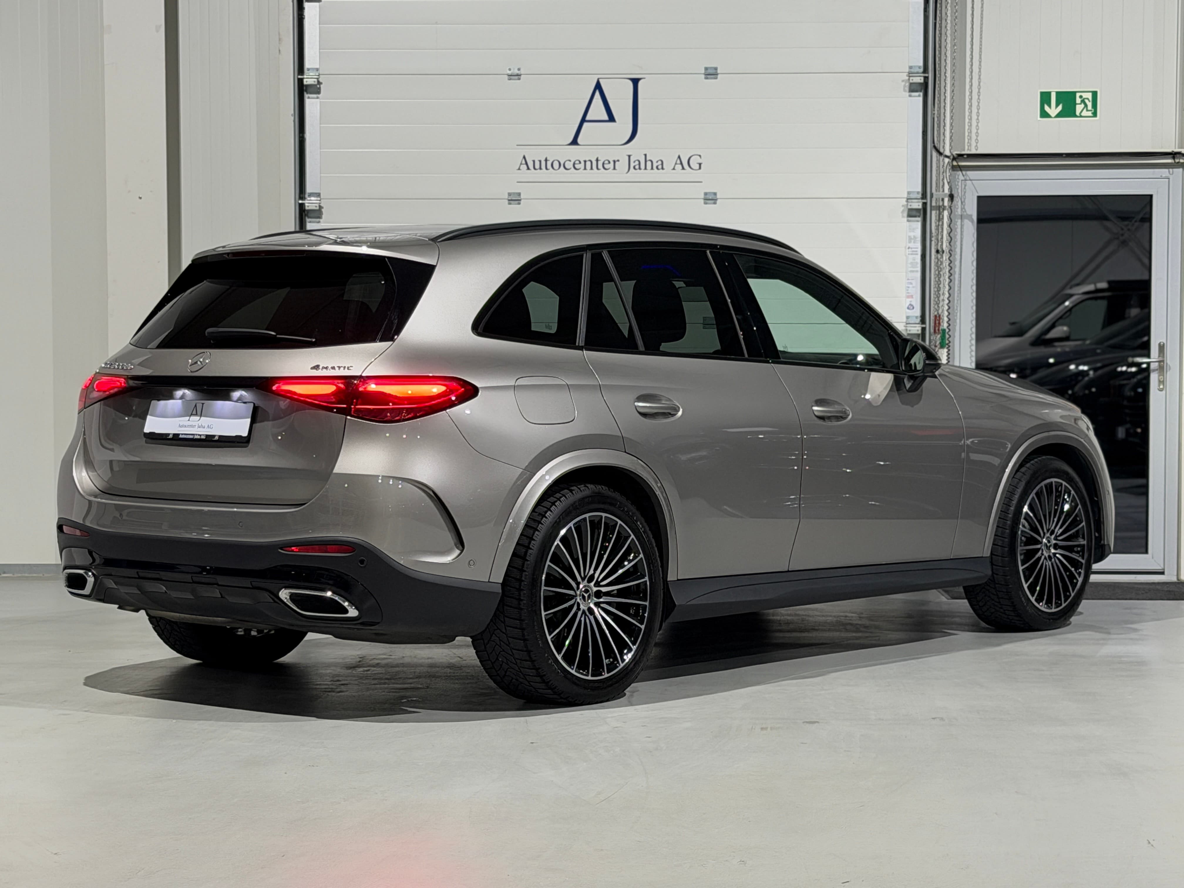 MERCEDES-BENZ GLC 300 de 4Matic AMG Line 9G-Tronic (CH) - Bild 8