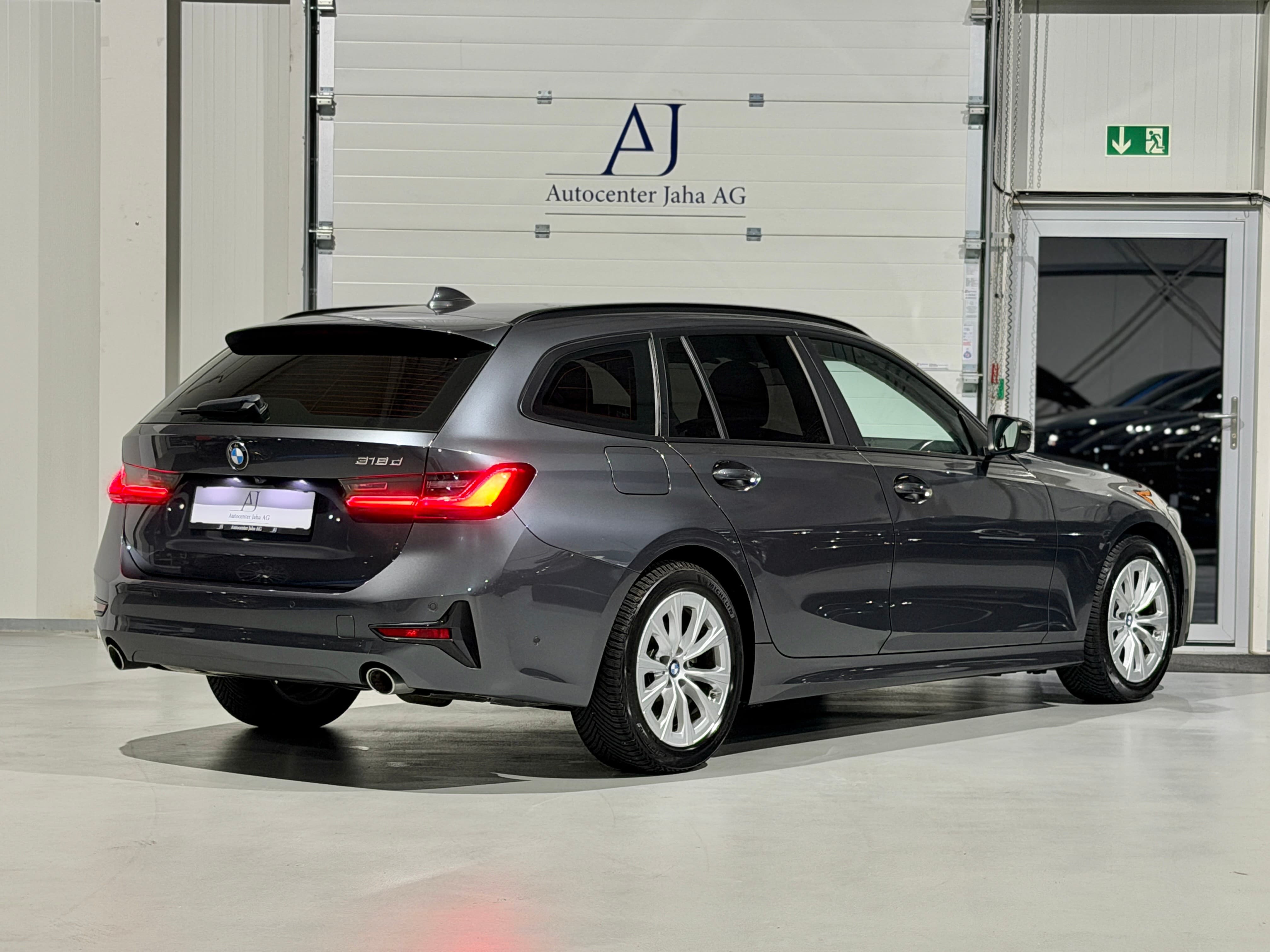 BMW 318d 48V Touring Steptronic (CH) - Bild 7