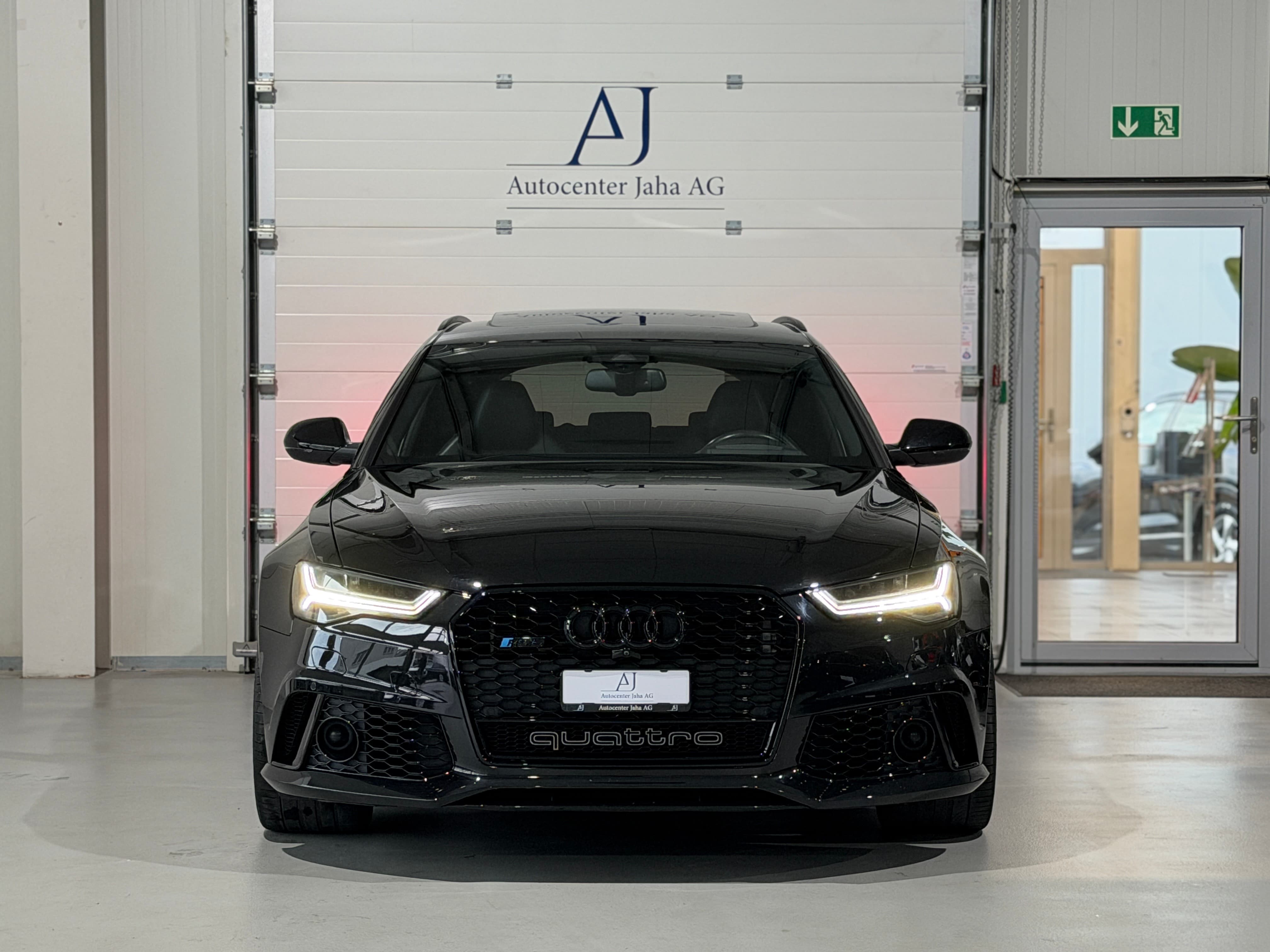 AUDI RS6 Avant 4.0 TFSI V8 performance quattro (AHK 2.1T) - Bild 4