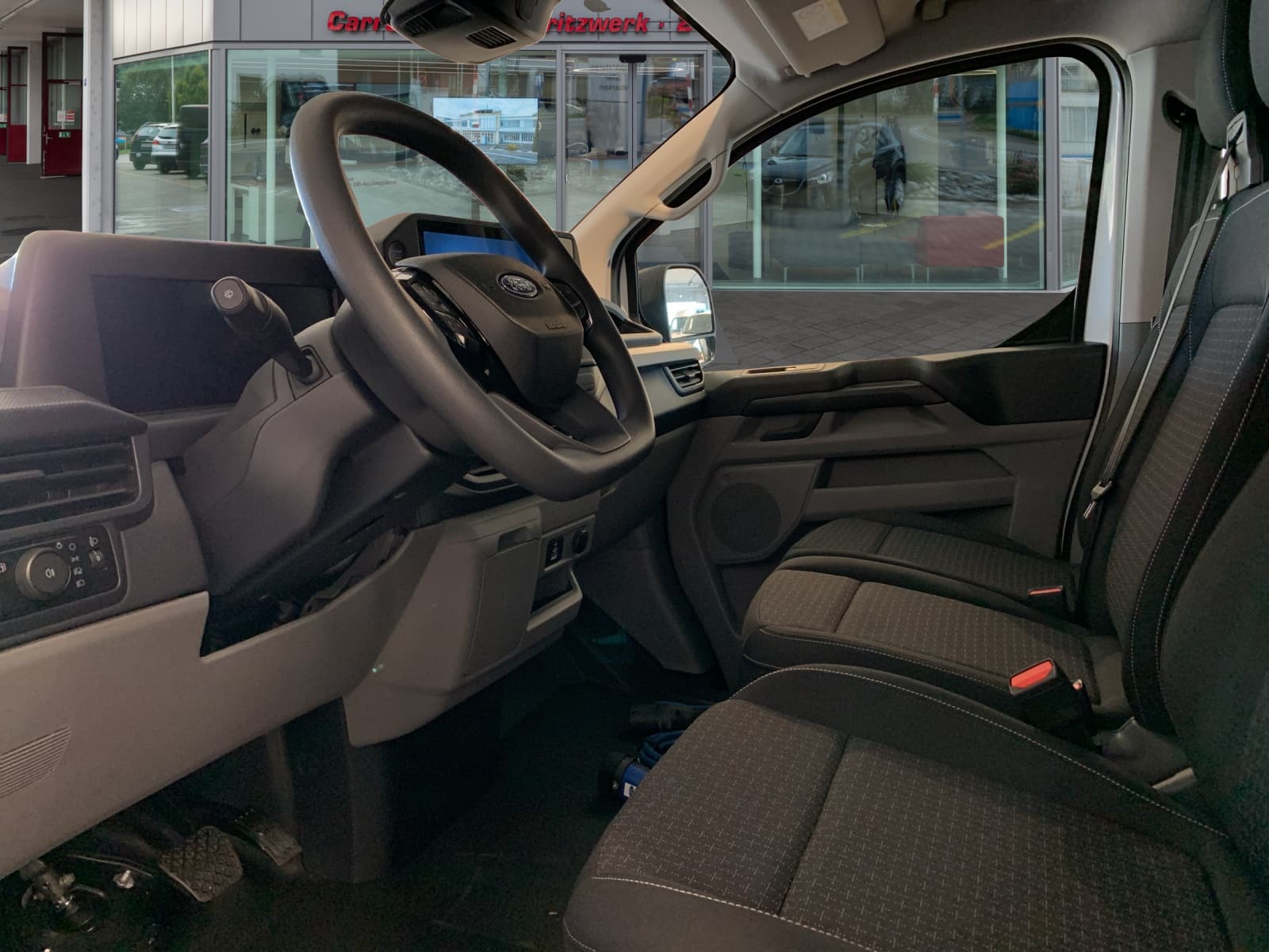 FORD Transit C Van 320 L1 2.5 Duratec 233 Trend PHEV - Bild 7