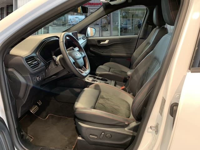 FORD Kuga 2.5 Hybrid ST-Line X 4x4 - Bild 10