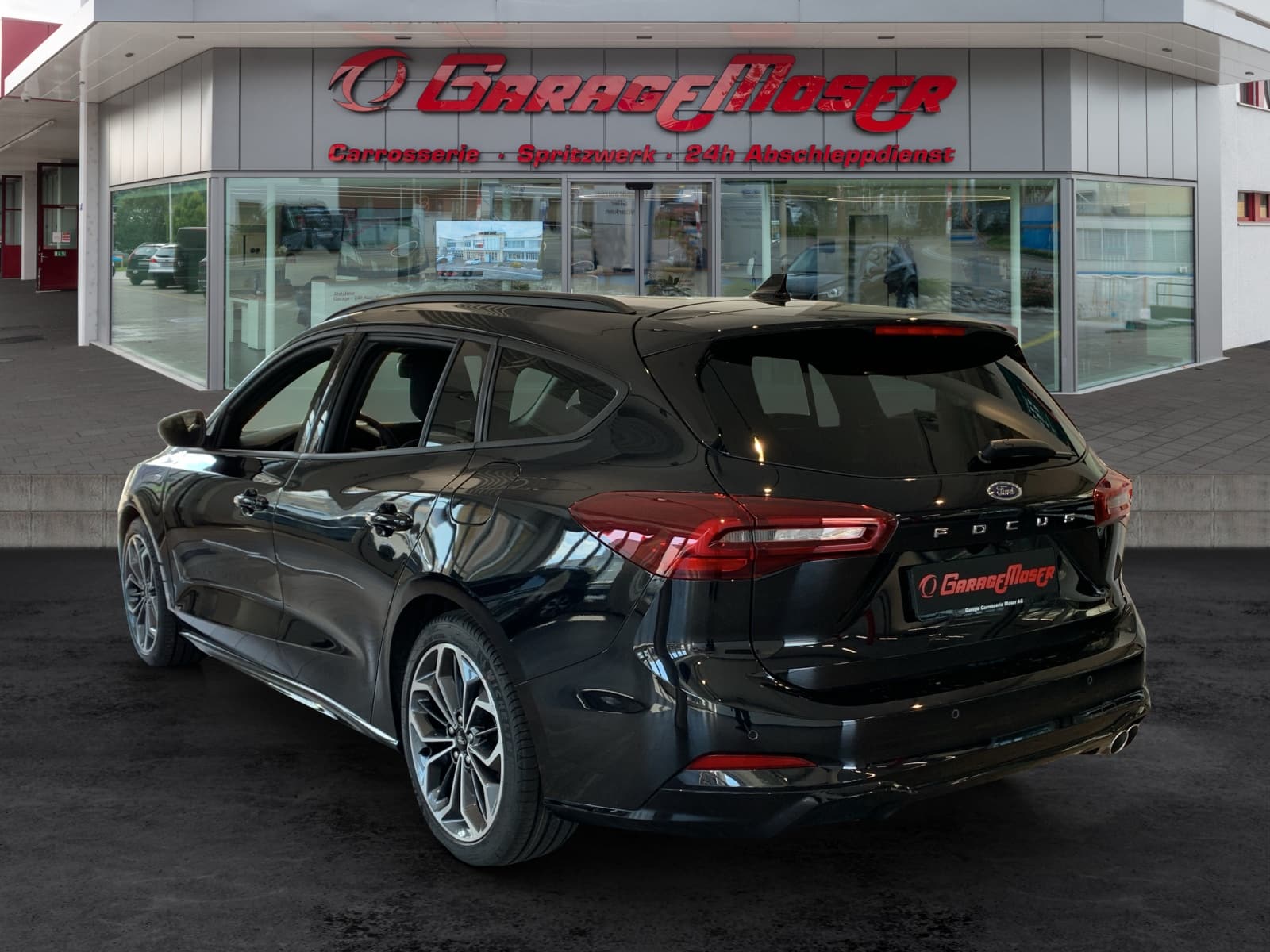 FORD Focus SW 1.0i EcoB Hybrid 155 ST-Line X - Bild 4
