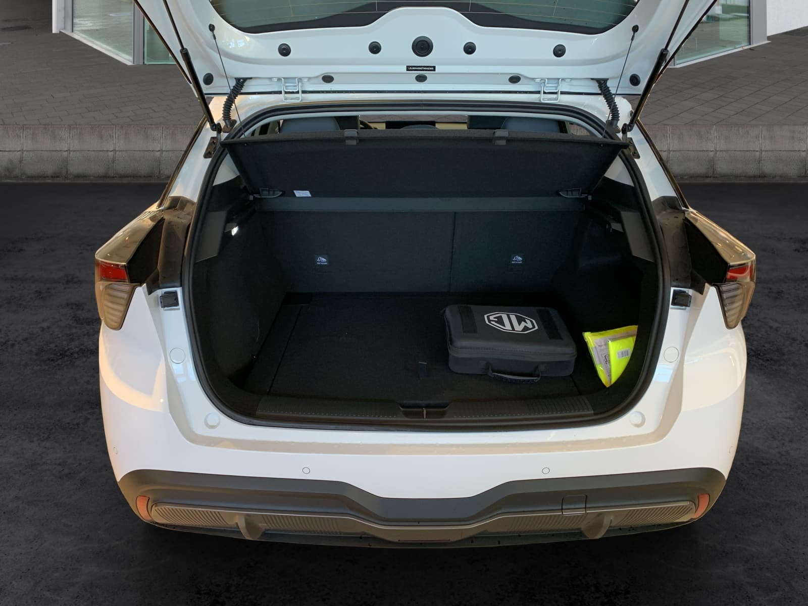MG 4 64 kWh Premium - Bild 11