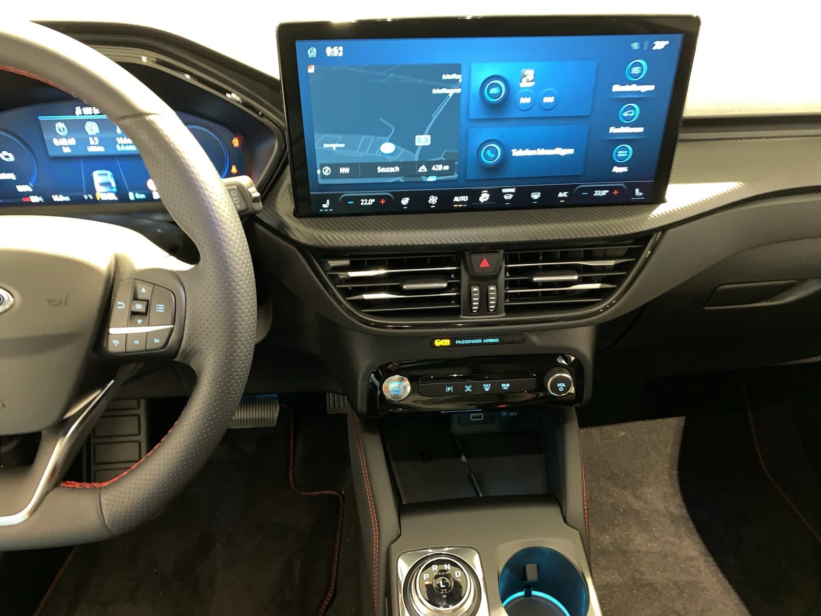 FORD Kuga 2.5 Plug-in Hybrid ST-Line - Bild 7