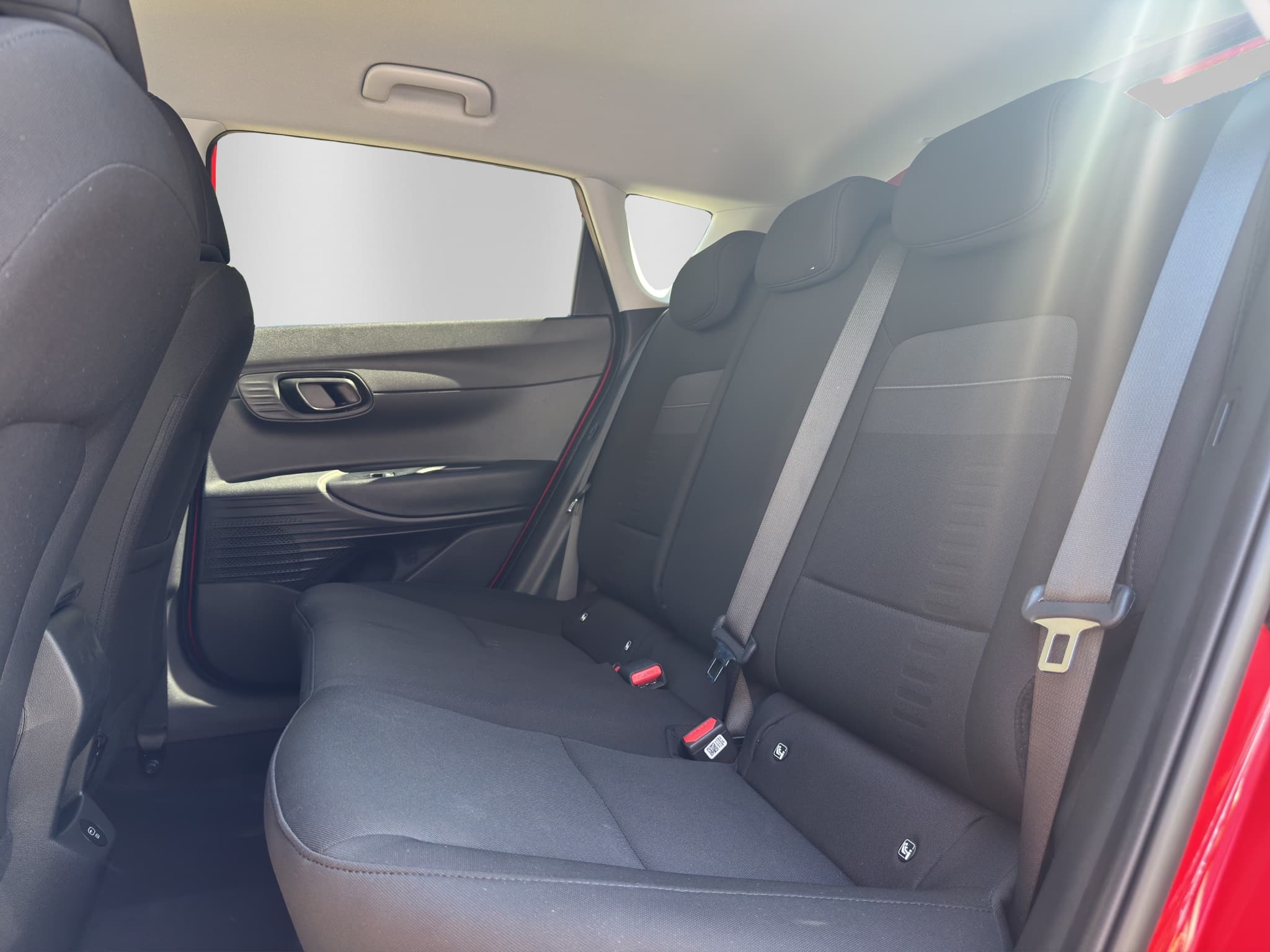 HYUNDAI Bayon 1.0 T-GDi AmpliaDCT - Bild 10