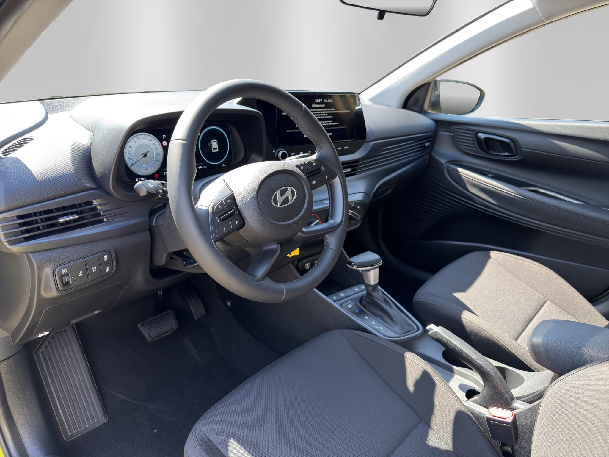 HYUNDAI i20 1.0 T-GDi Amplia DCT - Bild 19