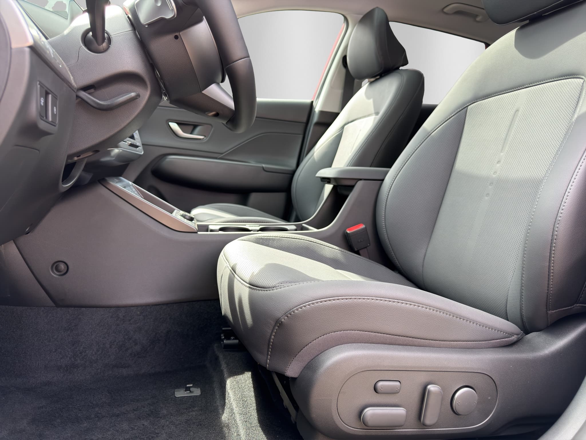 HYUNDAI Kona 1.6 HEV Vertex - Bild 12