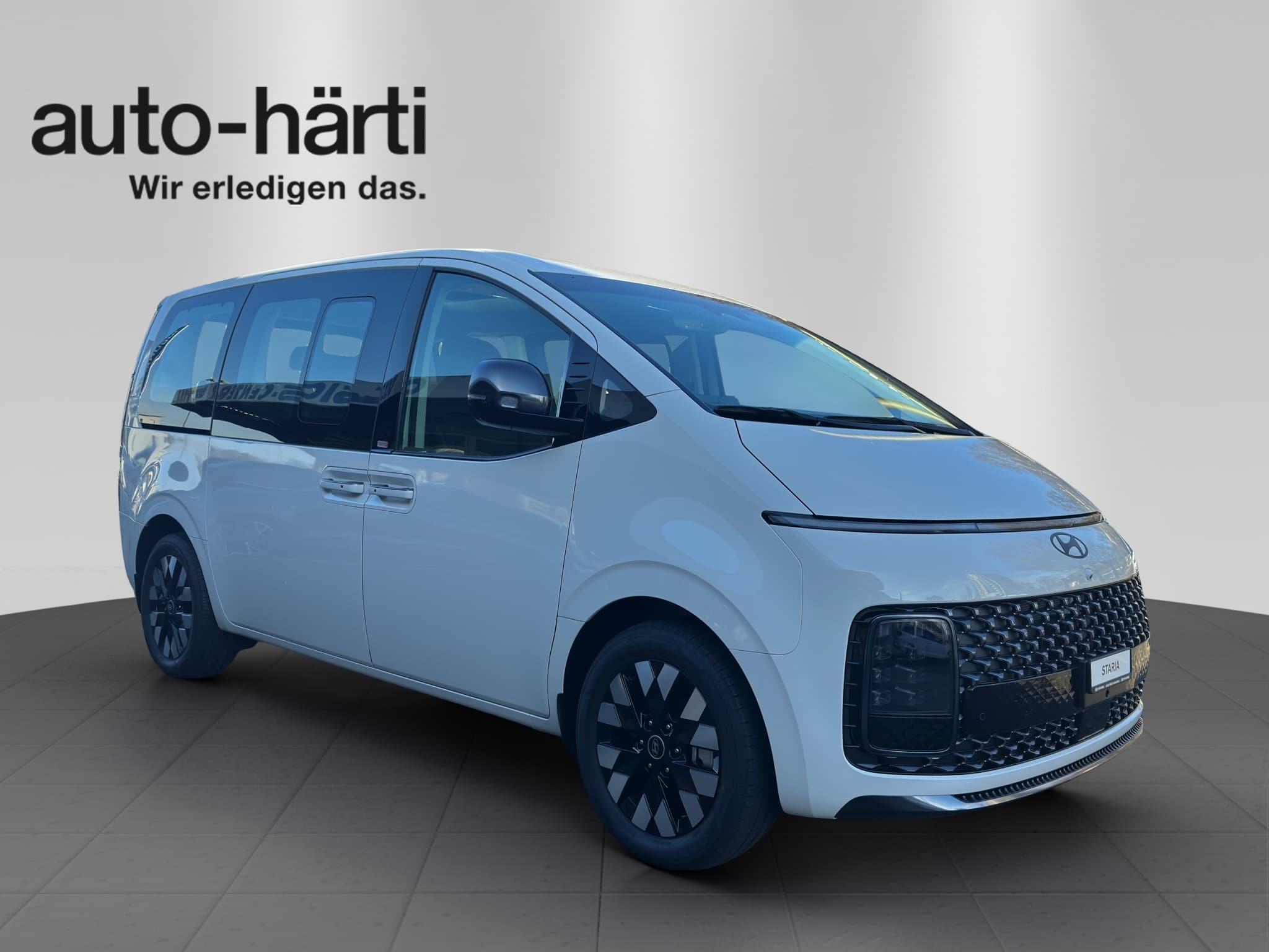 HYUNDAI Staria Pr. 1.6 HEV Amplia - Bild 7