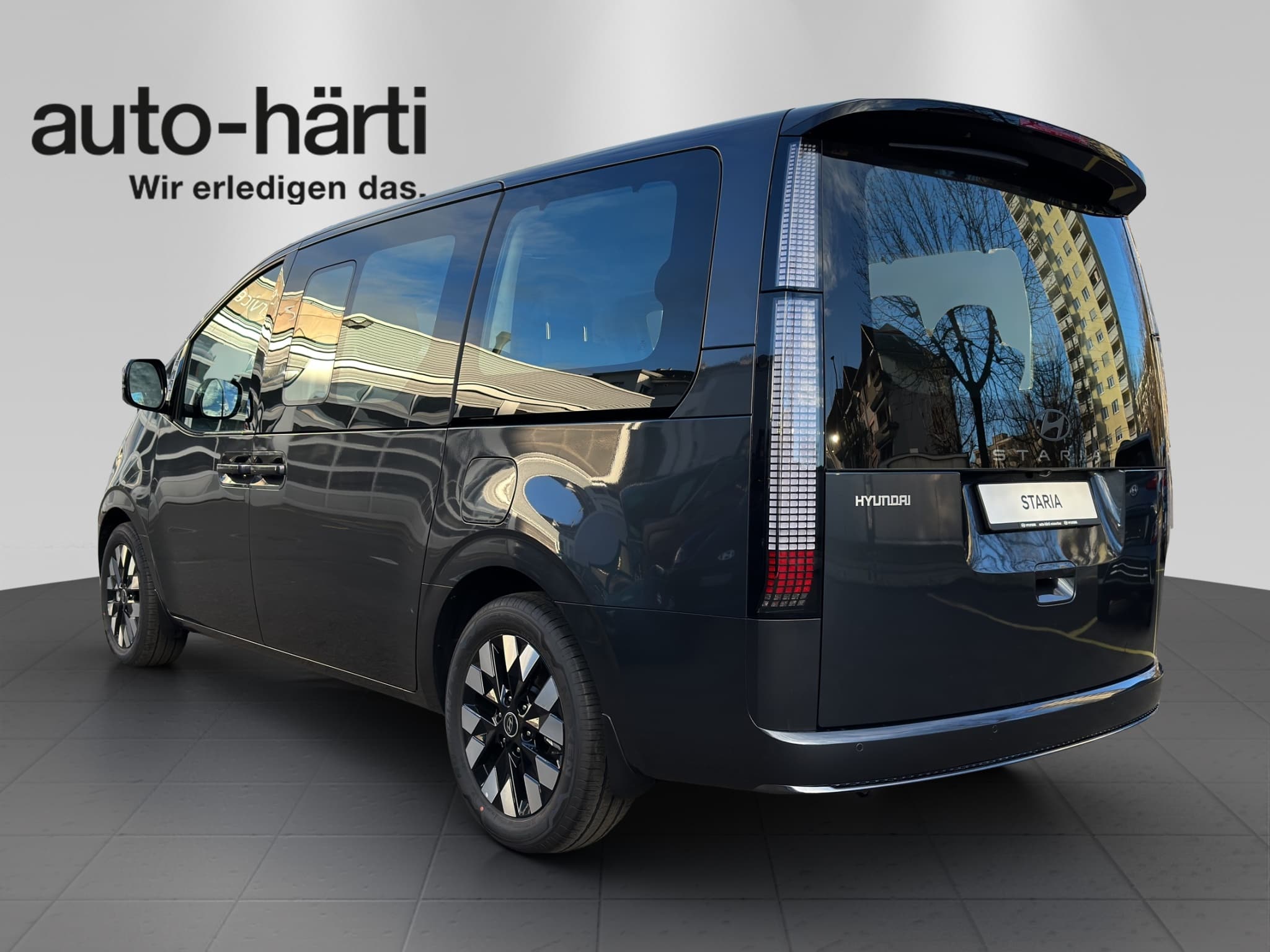 HYUNDAI Staria Pr. 1.6 HEV Amplia - Bild 3