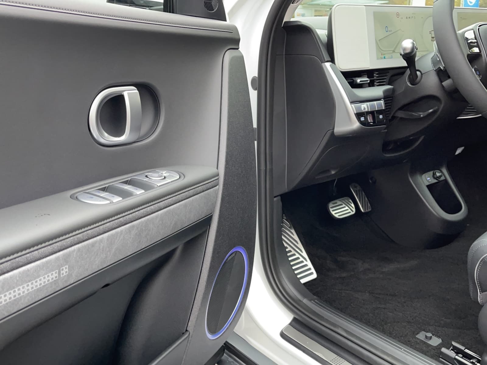 HYUNDAI Ioniq 5 72kWh Amplia 2WD - Bild 8