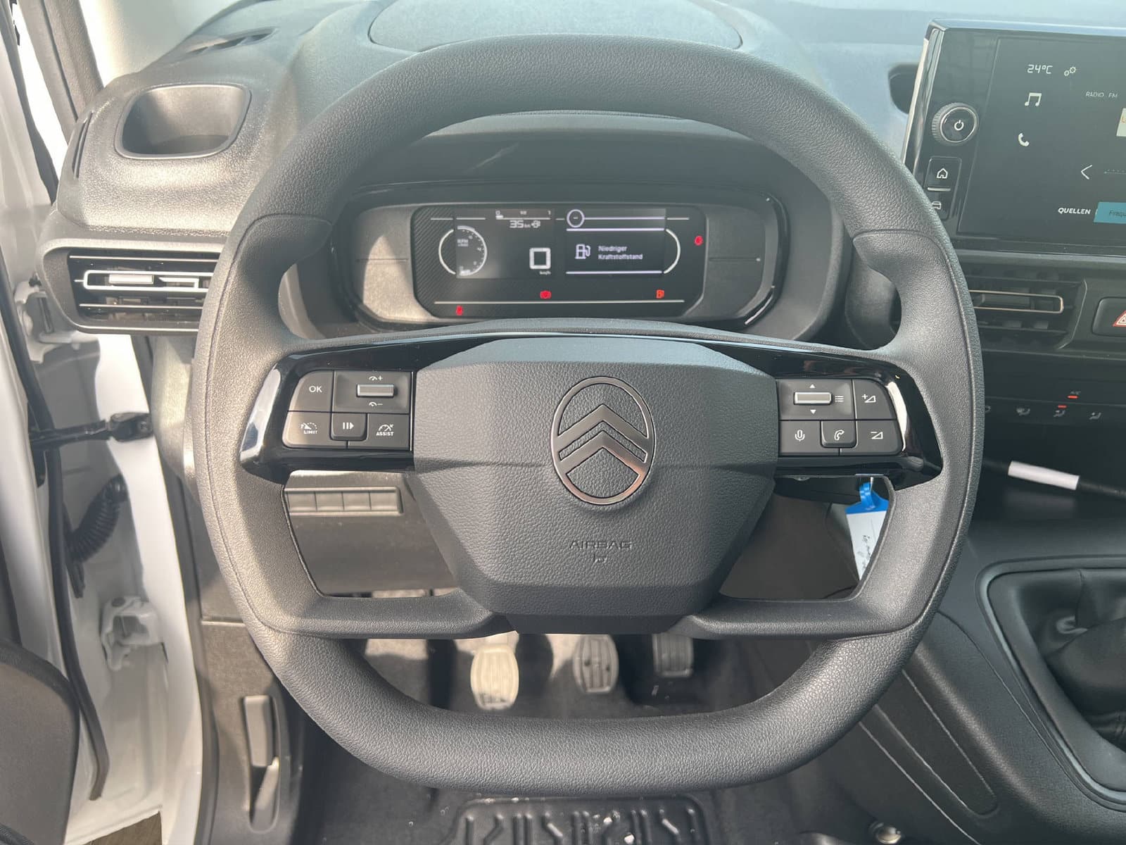 CITROEN Berlingo M 1.2 PureTech 110 Swiss Edition S/S - Bild 10