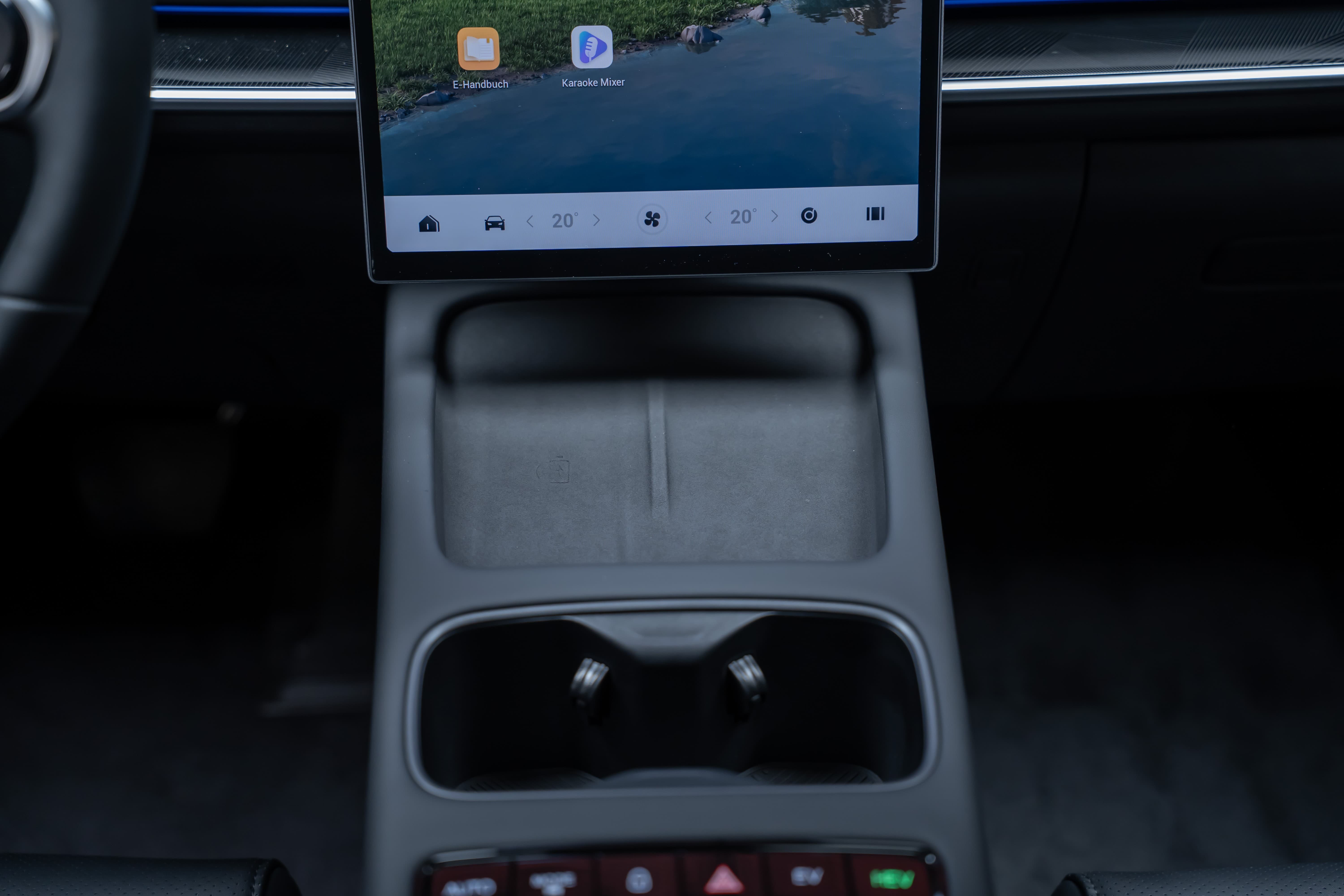 JAECOO 7 1.5TGDI HEV Exclusive DCT / Panorama-Schiebedach / Head-Up Display / 360° Kamera - Bild 24