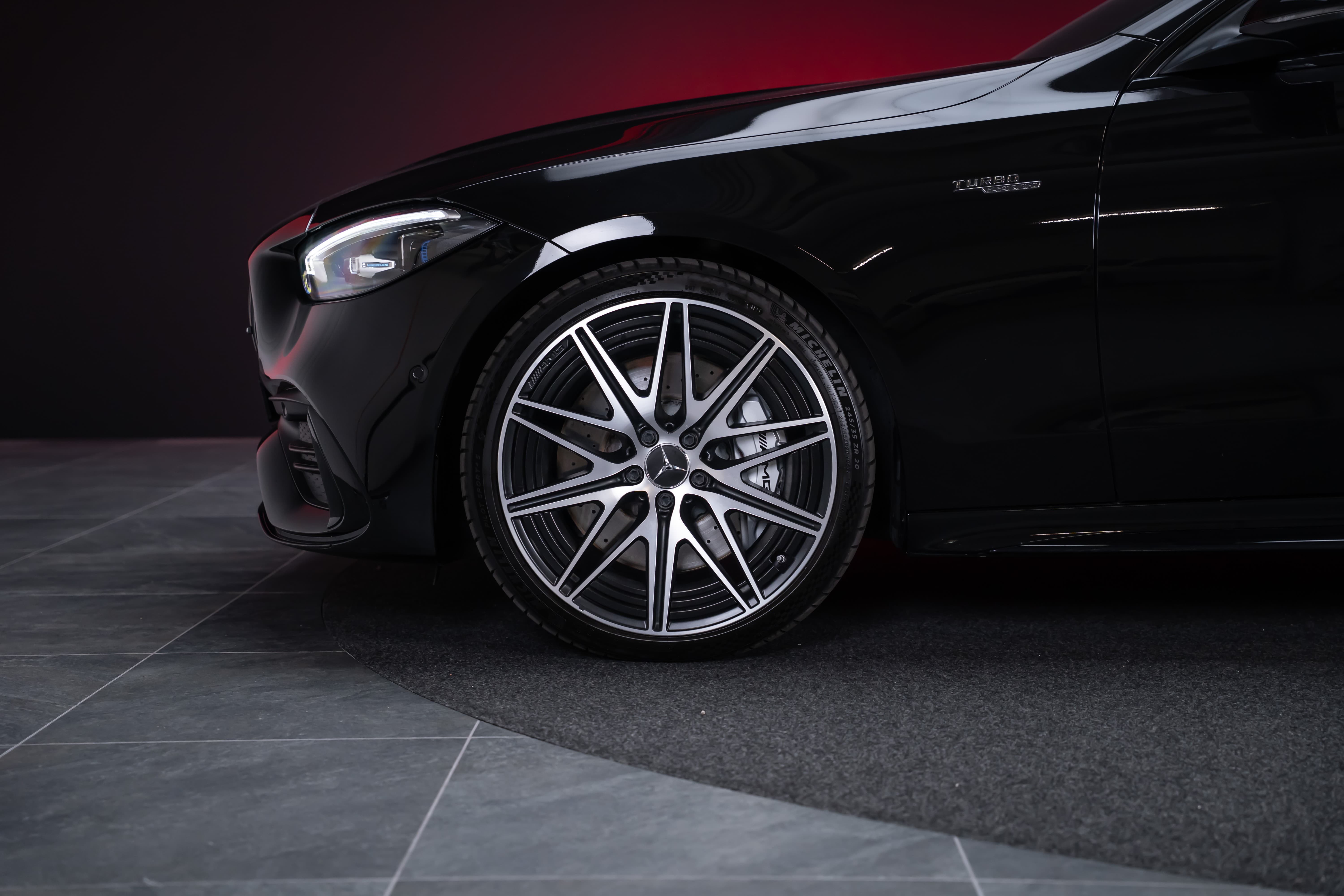 MERCEDES-BENZ C 43 AMG Executive Edition 4matic / 360°Kamera / HeadUp / Burmester - Bild 47