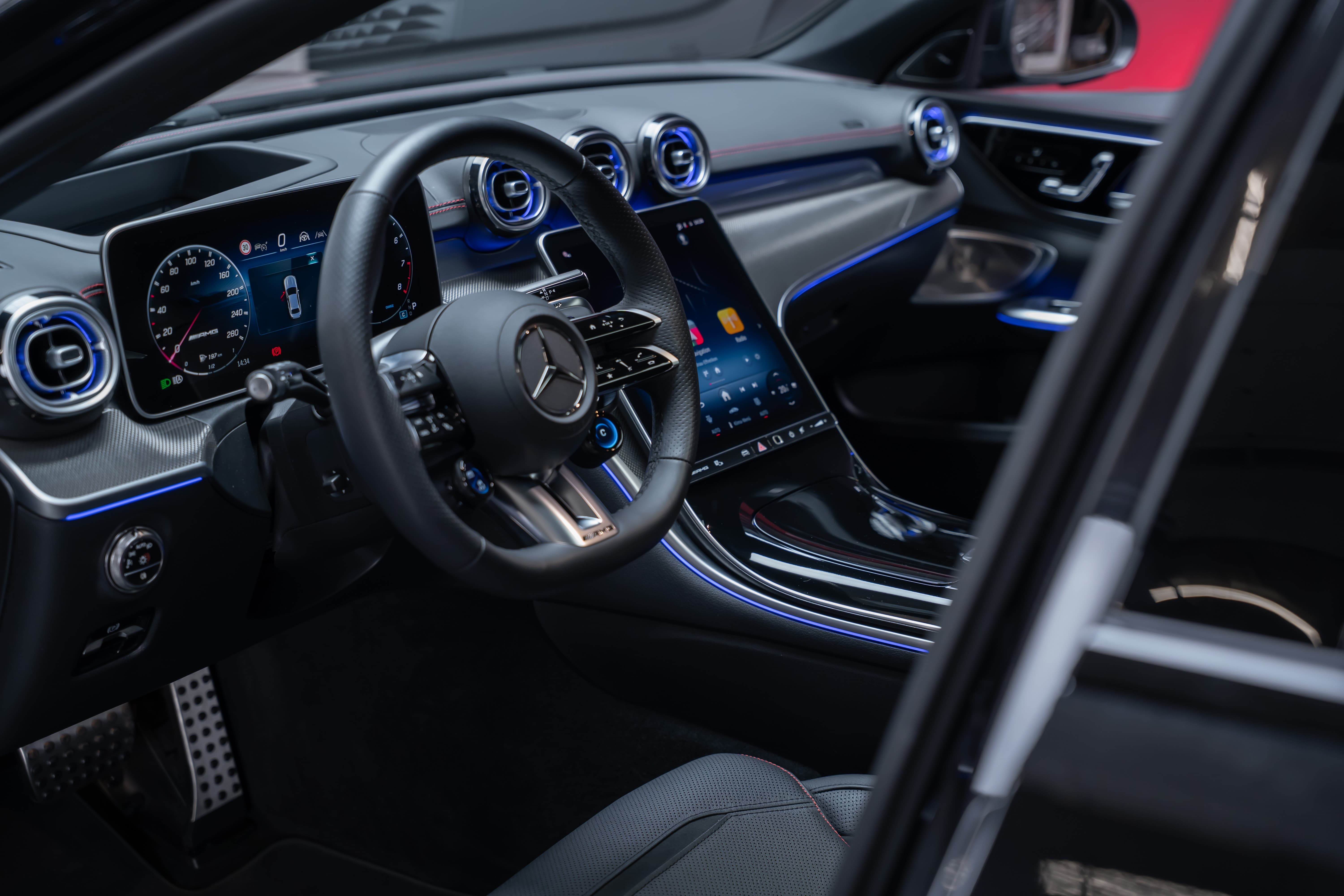 MERCEDES-BENZ C 43 AMG Executive Edition 4matic / 360°Kamera / HeadUp / Burmester - Bild 15