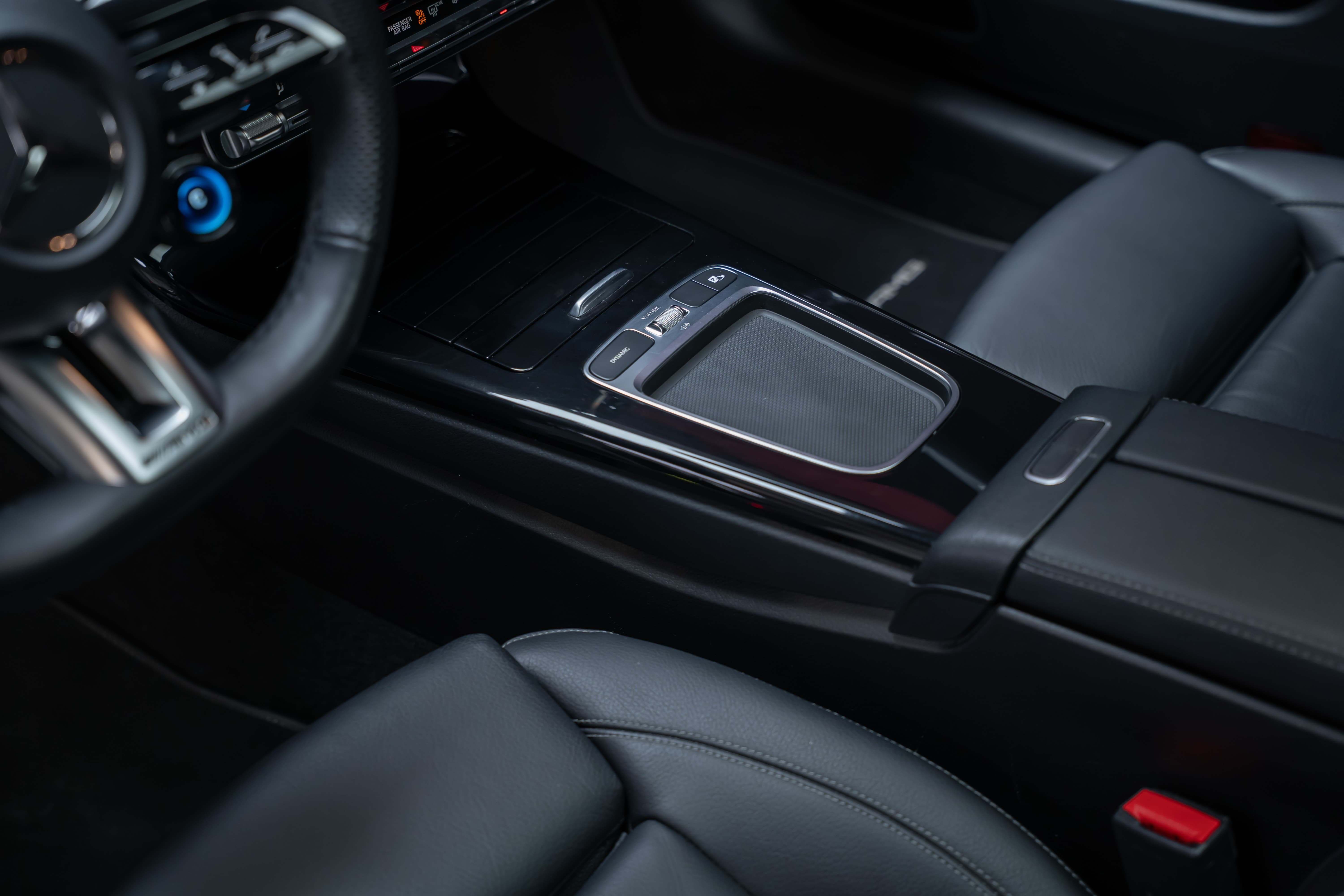 MERCEDES-BENZ CLA 35 AMG 4matic/ Facelift / Head-Up Display / Panorama-Schiebedach - Bild 18
