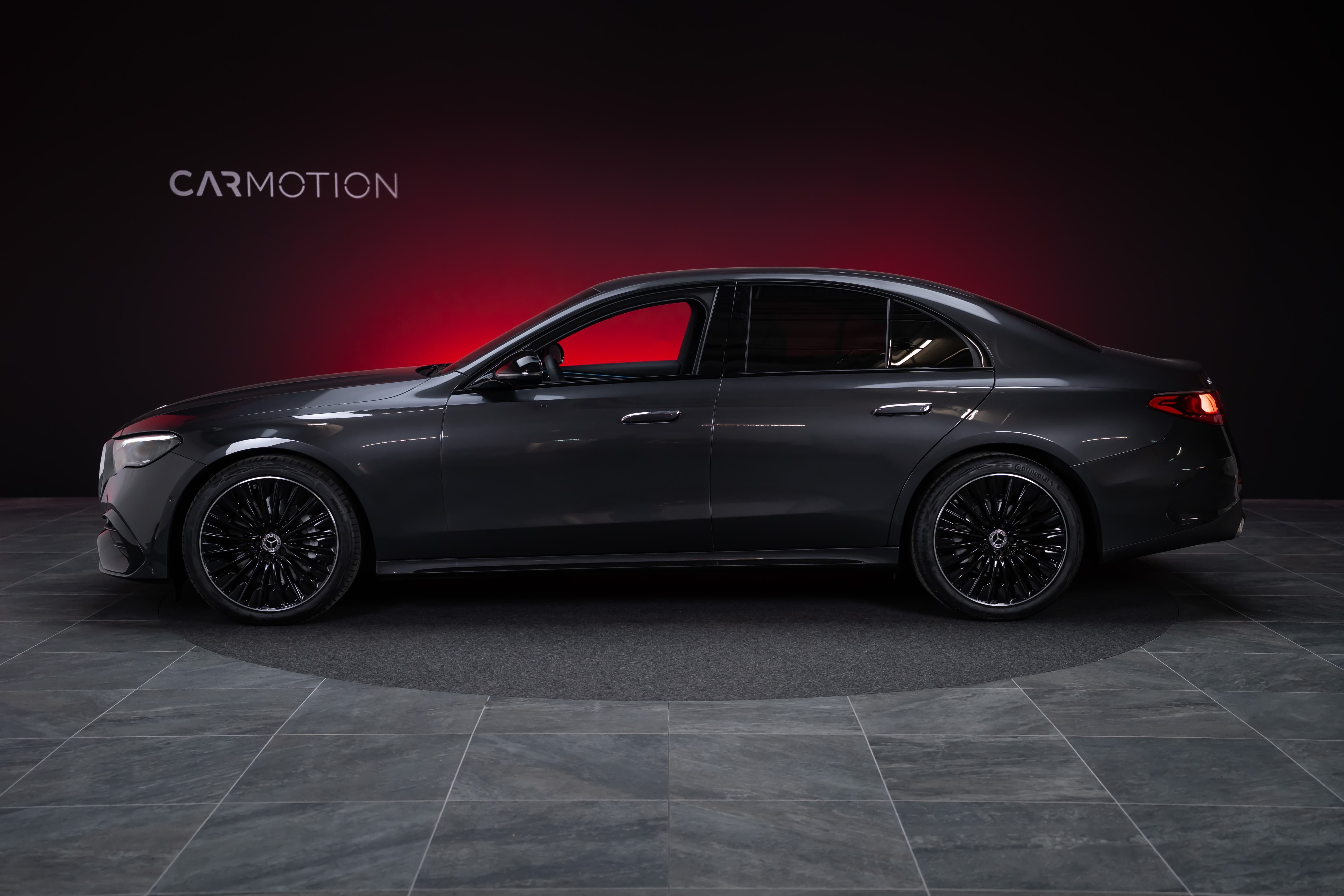 MERCEDES-BENZ E 200 AMG Line / Hyperscreen / Rückfahrkamera / el.Sitze - Bild 10