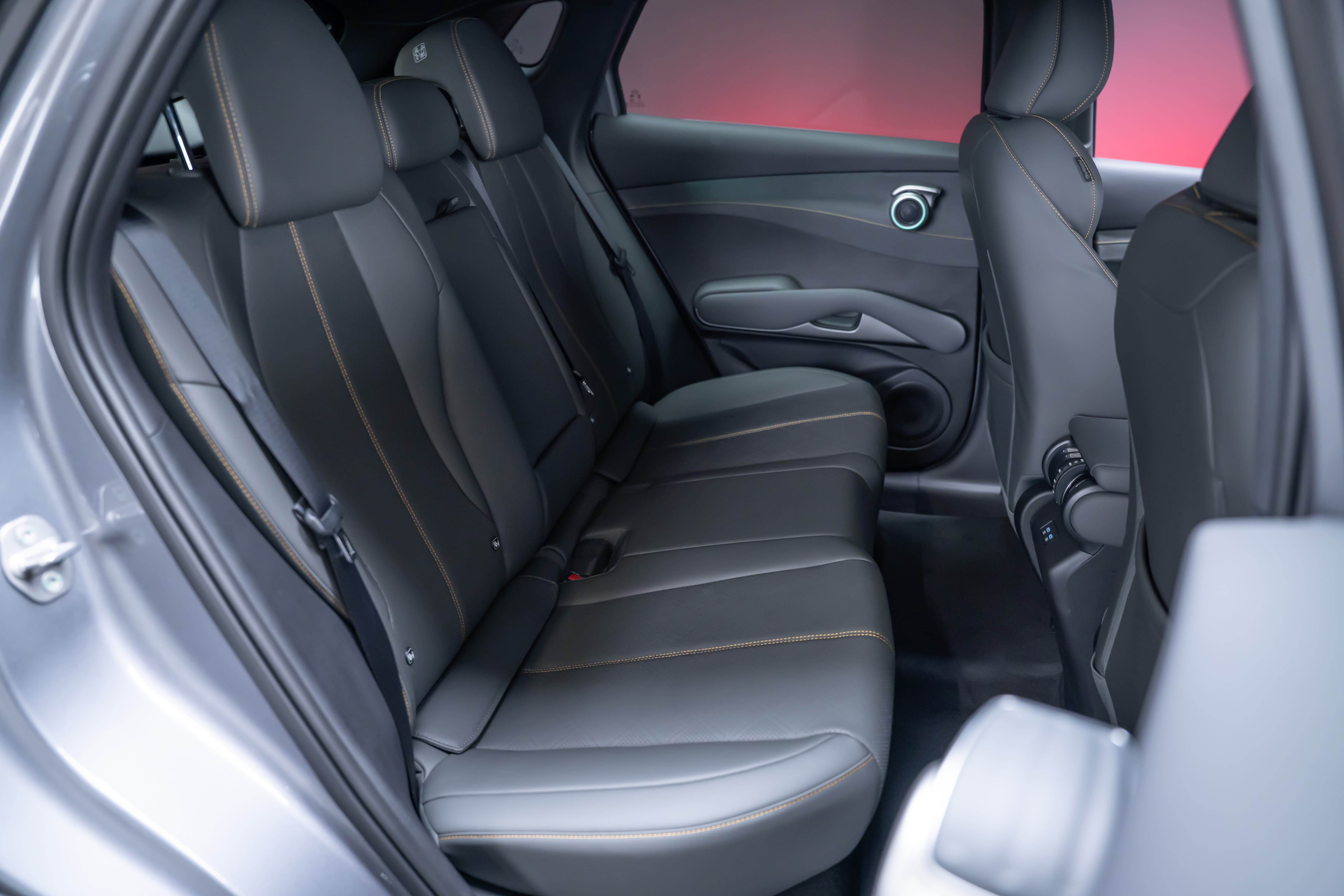 BYD Atto 3 EVO Design / 360°Kamera / Sitzbelüftung / - Bild 20