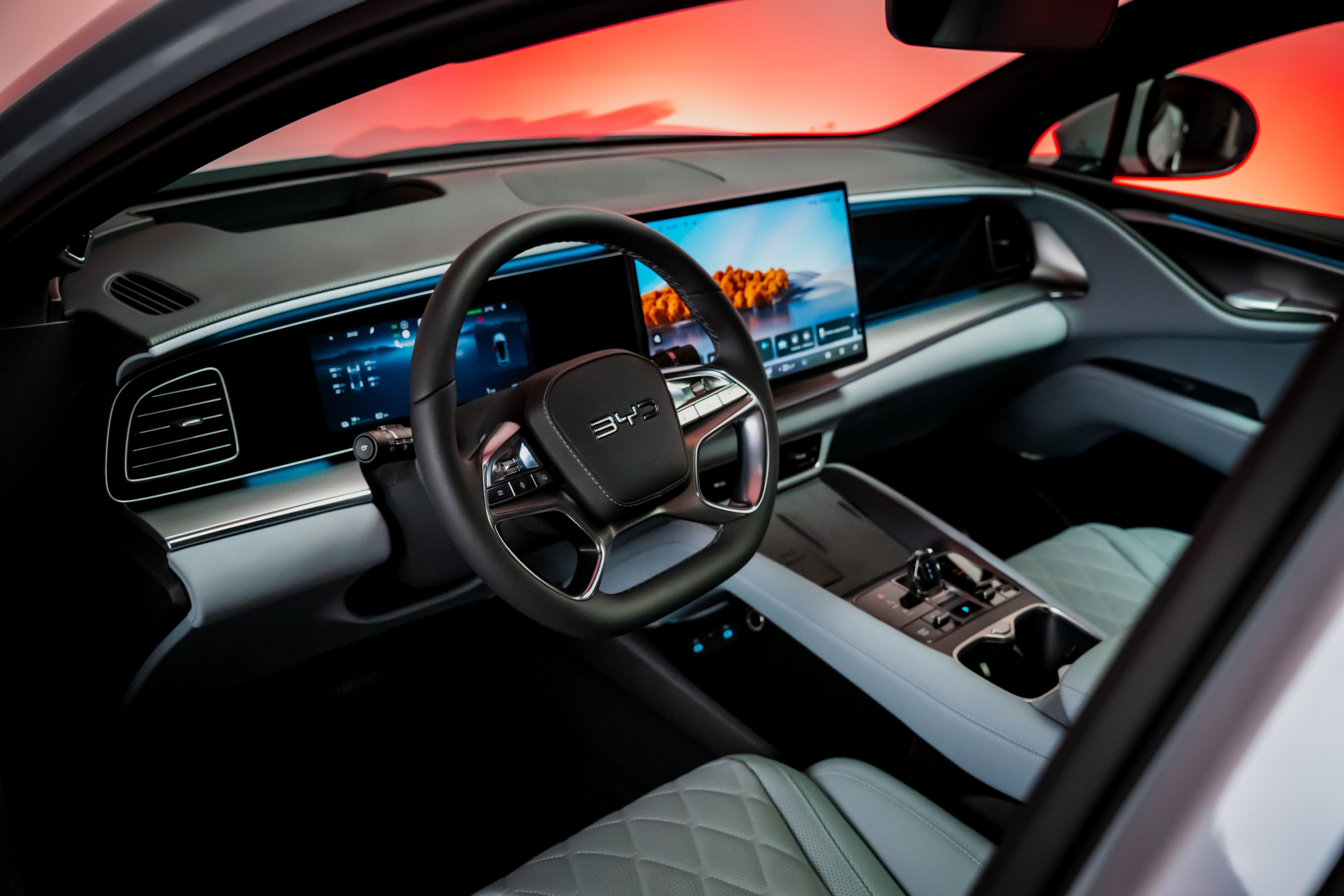 BYD Sealion 7 91,3 kWh Excellence AWD / Panoramadach / Head-Up Display / Sitzheizung & Lüftung - Bild 10