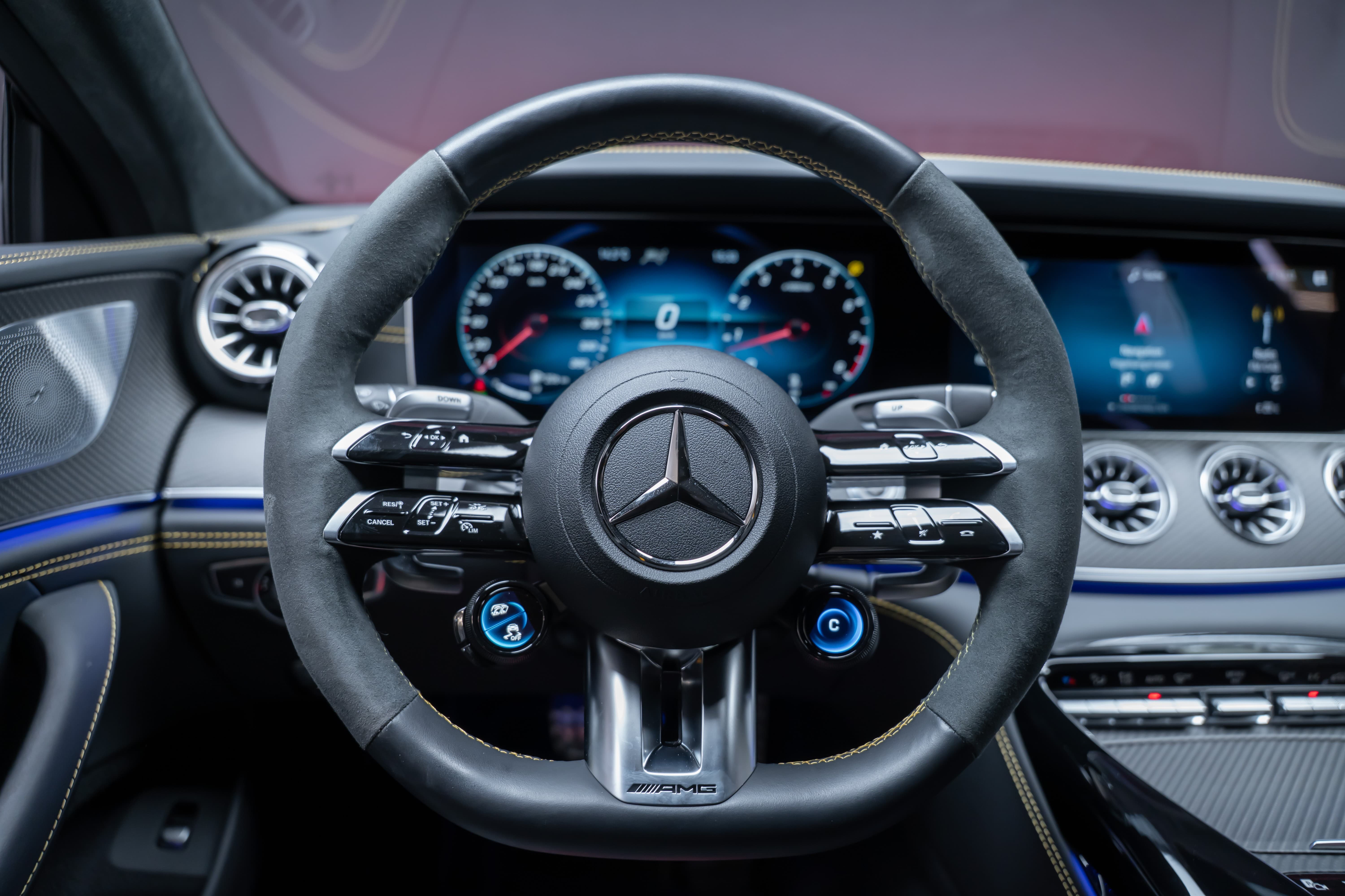 MERCEDES-BENZ AMG GT 63 S 4matic+ / Aero Pack / 360°Kamera / Burmester - Bild 35
