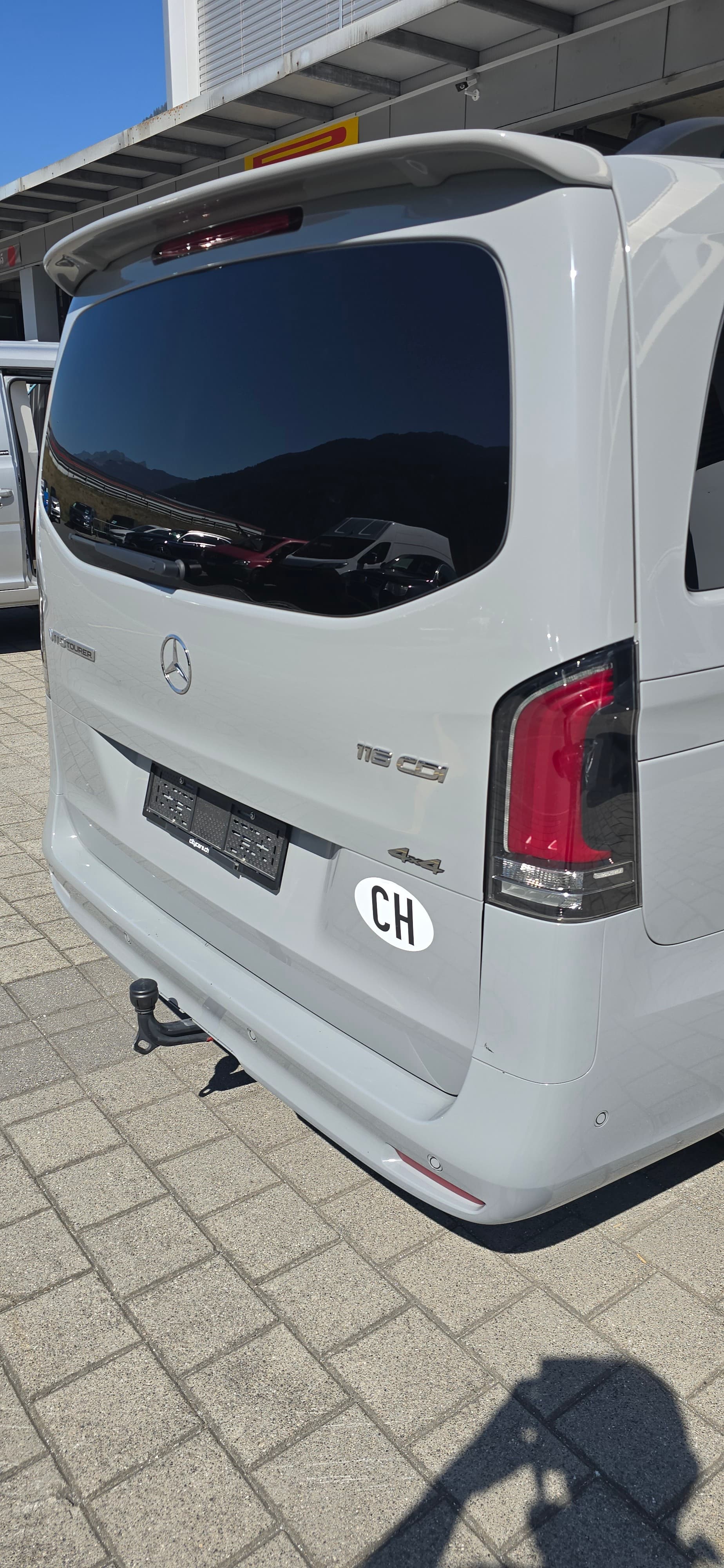 MERCEDES-BENZ Vito 116 CDI Lang Tourer 9G-Tronic 4M Select - Bild 3