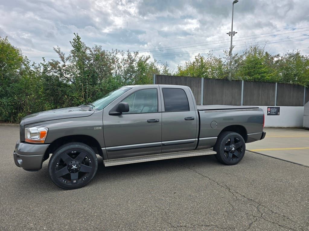DODGE 1500 5.7 V8 Laramie - Bild 3