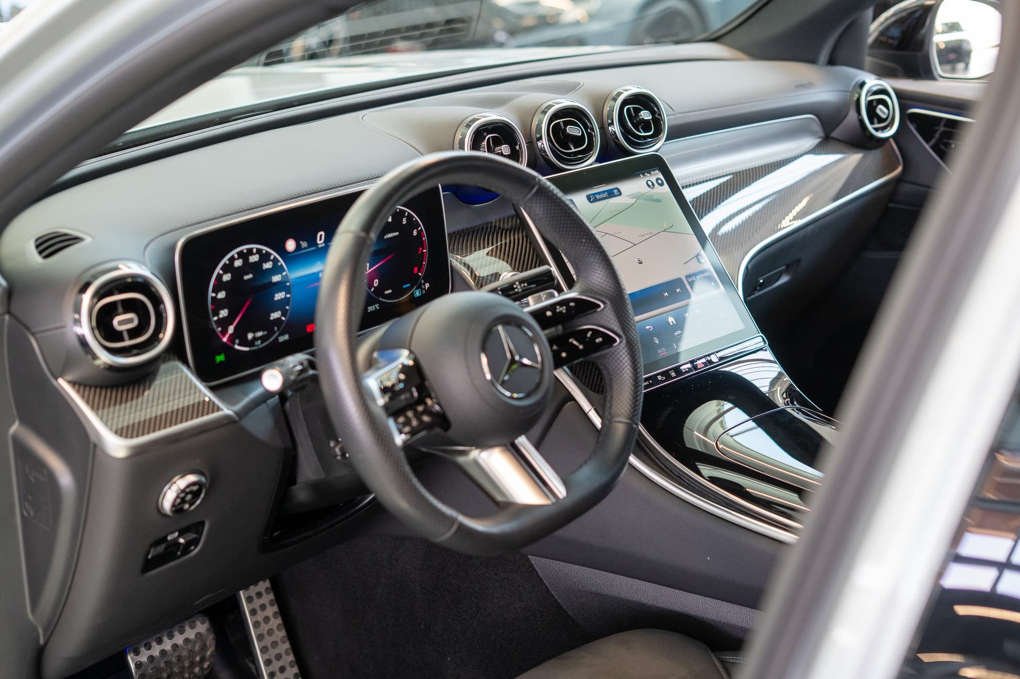 MERCEDES-BENZ GLC 200 AMG Line 4matic Coupé / Facelift / 360°Kamera / el.Sitze - Bild 10