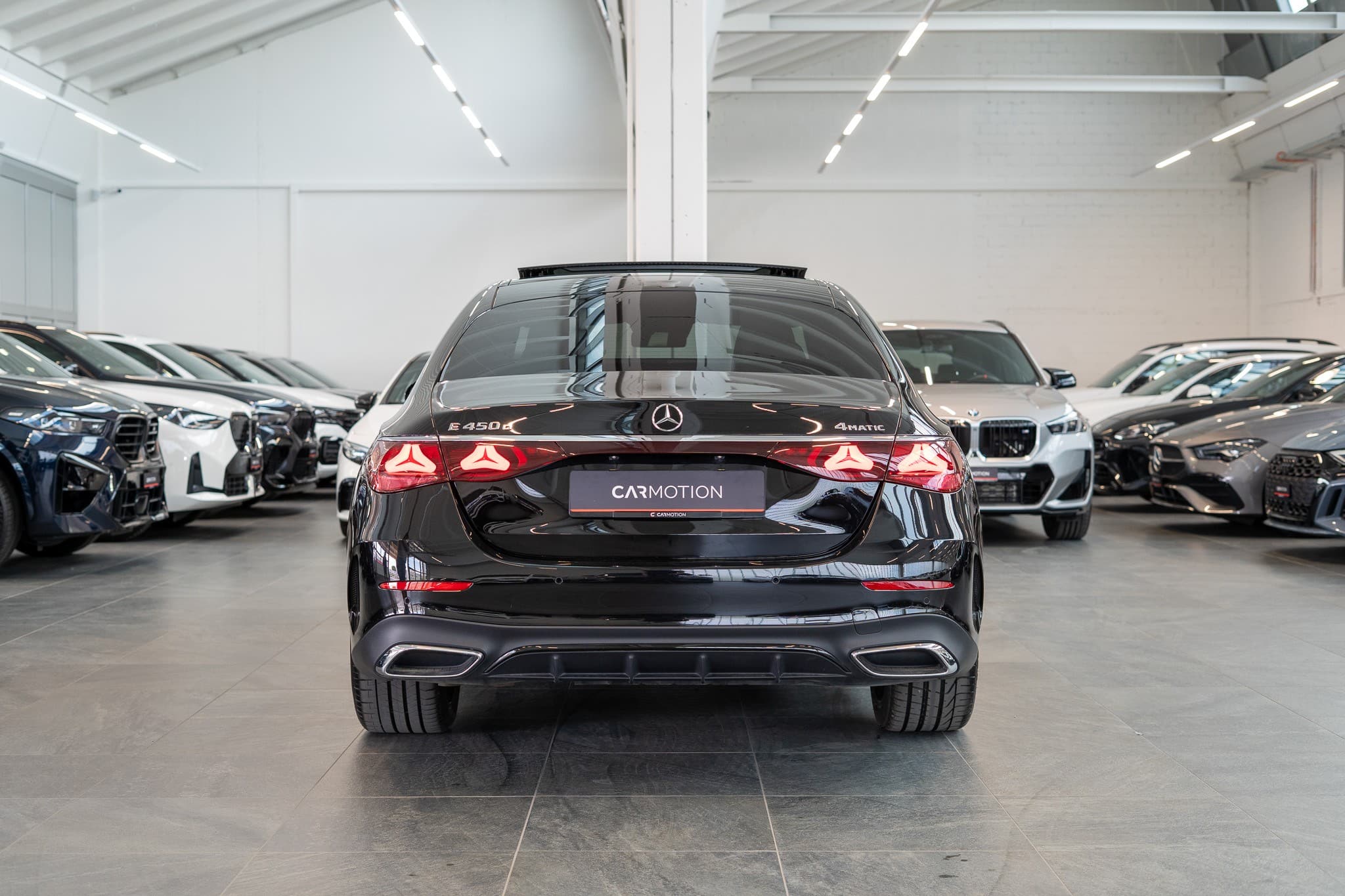 MERCEDES-BENZ E 450 d AMG Line 4matic / Hyperscreen / Panorama / 360°Kamera - Bild 6